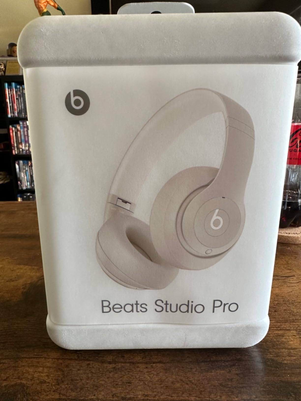 Beats Studio Pro - Wireless Bluetooth Noise Cancelling Headphones - Personalized Spatial Audio, USB-C Lossless Audio, Apple & Android Compatibility, Up to 40 Hours Battery Life - Sandstone Customer Review Beats Studio Pro - Wireless Bluetooth Noise Cancelling Headphones - Personalized Spatial Audio, USB-C Lossless Audio, Apple & Android Compatibility, Up to 40 Hours Battery Life - Sandstone - Customer Photo 1
