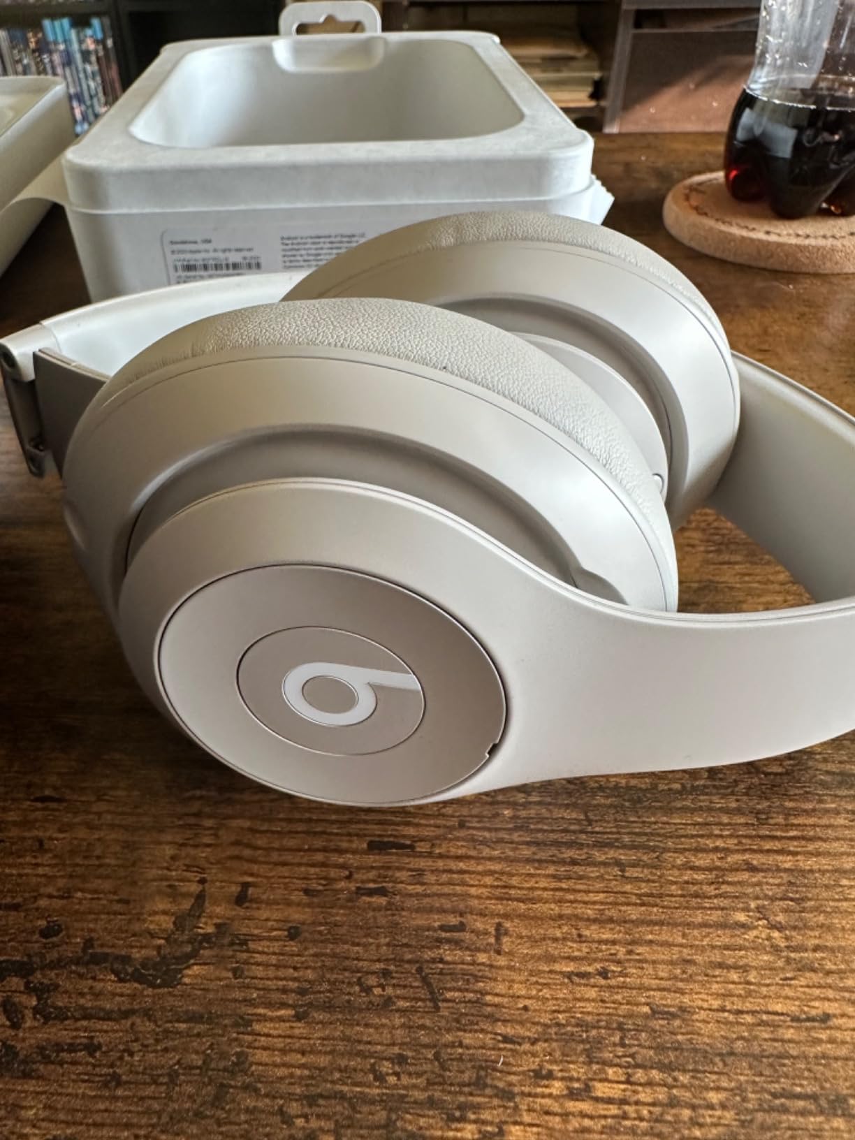 Beats Studio Pro - Wireless Bluetooth Noise Cancelling Headphones - Personalized Spatial Audio, USB-C Lossless Audio, Apple & Android Compatibility, Up to 40 Hours Battery Life - Sandstone Customer Review Beats Studio Pro - Wireless Bluetooth Noise Cancelling Headphones - Personalized Spatial Audio, USB-C Lossless Audio, Apple & Android Compatibility, Up to 40 Hours Battery Life - Sandstone - Customer Photo 1