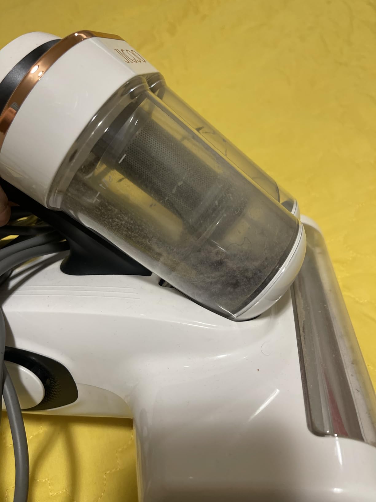 JIGOO Bed Vacuum Cleaner with Dust Sensor, Mattress Vacuum Cleaner with UV & Ultrasonic and High Heating, 13Kpa Suction 500W Powerful Double-Cup Handheld Vacuums (J300, Corded) customer photo 1