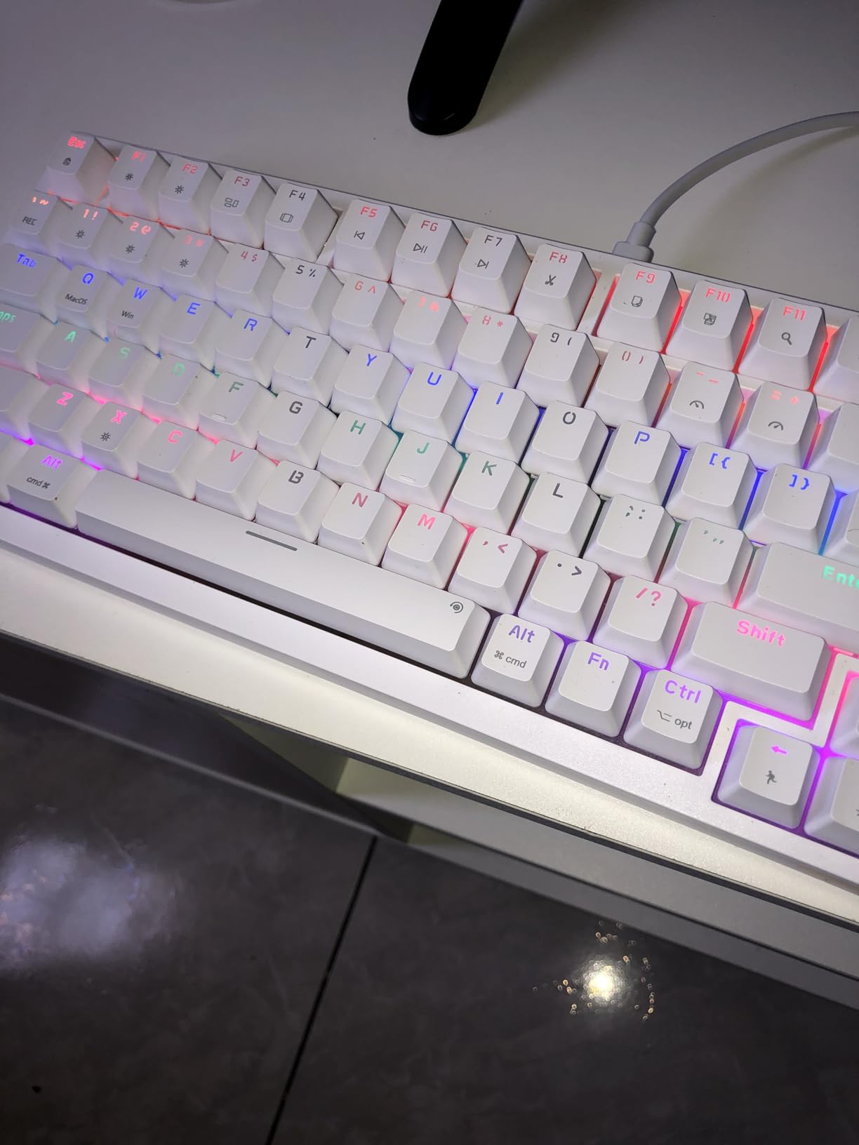 Newmen GM326 75% Percent Mechanical Keyboard,Wired Mini Backlit Hot Swappable Gaming Mechanical Keyboard with Knob,82 Keys Anti-Ghosting Compact White Gaming Keyboards for PC Win Mac,Red Switch Customer Review Newmen GM326 75% Percent Mechanical Keyboard,Wired Mini Backlit Hot Swappable Gaming Mechanical Keyboard with Knob,82 Keys Anti-Ghosting Compact White Gaming Keyboards for PC Win Mac,Red Switch - Customer Photo 1