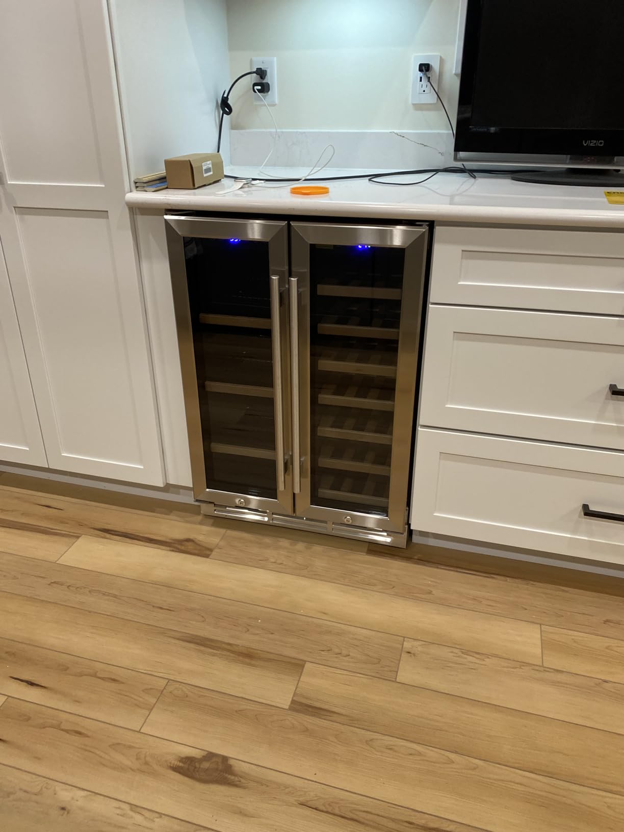 EUHOMY Wine and Beverage Refrigerator, 24 Inch Dual Zone Wine Cooler with Glass Door Hold 21 Bottles and 88 Cans, Built in or Under Counter Wine Fridge with Blue LED Light Customer Review EUHOMY Wine and Beverage Refrigerator, 24 Inch Dual Zone Wine Cooler with Glass Door Hold 21 Bottles and 88 Cans, Built in or Under Counter Wine Fridge with Blue LED Light - Customer Photo 1