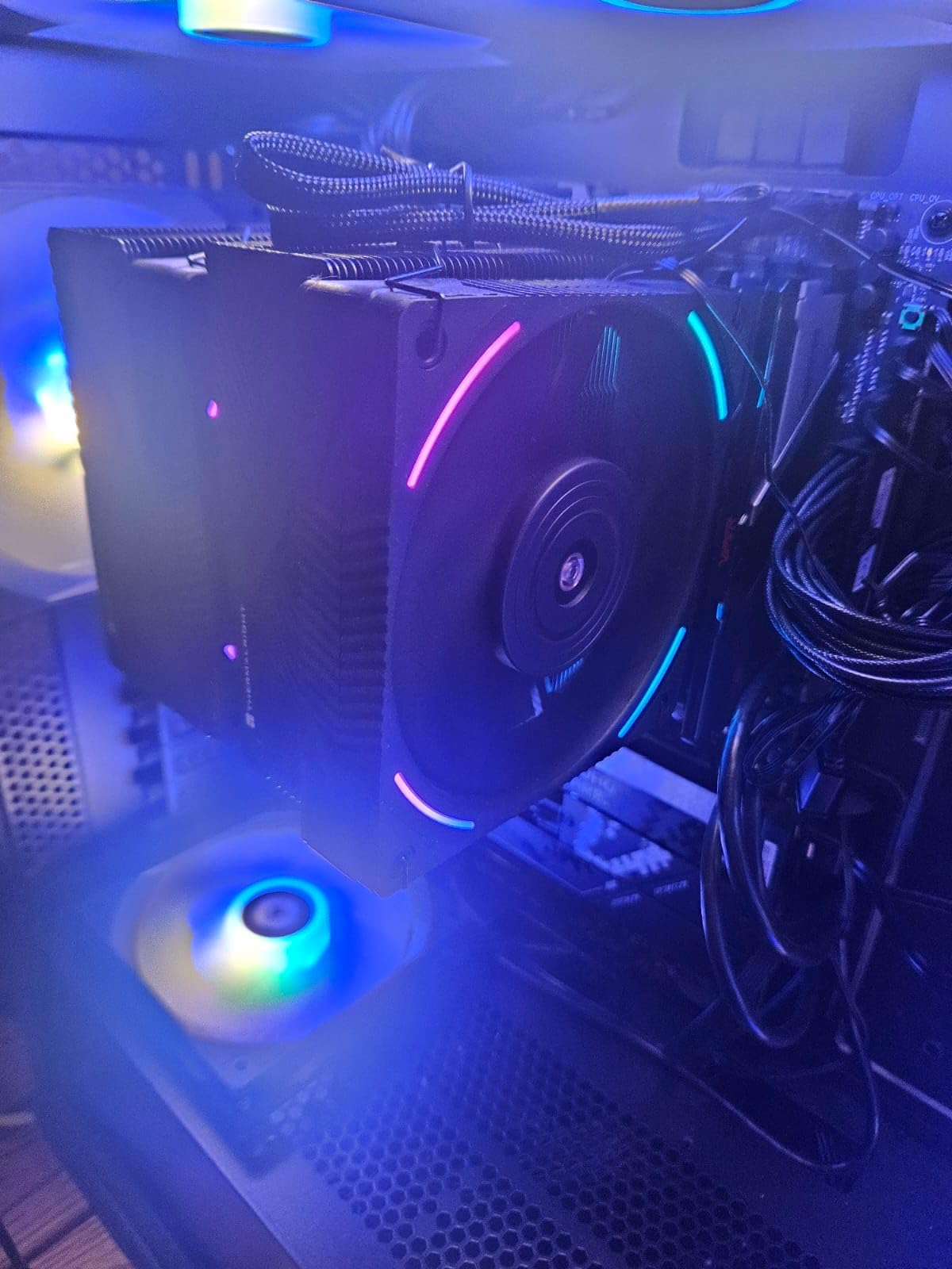 Thermalright Phantom Spirit 120 EVO CPU Cooler,7×6mm Heat Pipes CPU Air Cooler,Dual PWM Fan Computer Cooling,2150RPM Speed,for AMD AM4 AM5/Intel 1700/1150/1151/1200/17XX/2011/1851 Customer Review Thermalright Phantom Spirit 120 EVO CPU Cooler,7×6mm Heat Pipes CPU Air Cooler,Dual PWM Fan Computer Cooling,2150RPM Speed,for AMD AM4 AM5/Intel 1700/1150/1151/1200/17XX/2011/1851 - Customer Photo 1