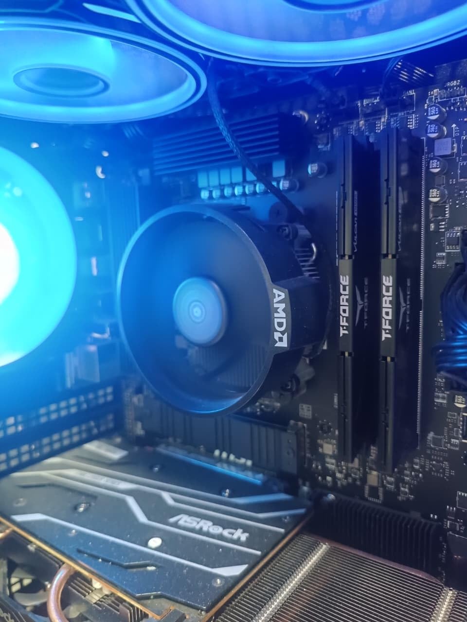 AMD Ryzen 5 8500G 6-Core, 12-Thread Desktop Processor Customer Review AMD Ryzen 5 8500G 6-Core, 12-Thread Desktop Processor - Customer Photo 2