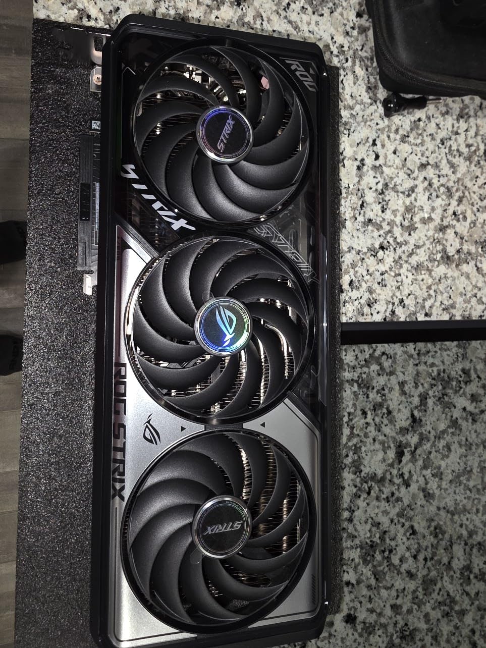 TUF Gaming NVIDIA GeForce RTX™ 4070 Ti Super OC Edition Gaming Graphics Card (PCIe 4.0, 16GB GDDR6X, HDMI 2.1a, DisplayPort 1.4a),RTX4070Ti|OC|Black Customer Review TUF Gaming NVIDIA GeForce RTX™ 4070 Ti Super OC Edition Gaming Graphics Card (PCIe 4.0, 16GB GDDR6X, HDMI 2.1a, DisplayPort 1.4a),RTX4070Ti|OC|Black - Customer Photo 1