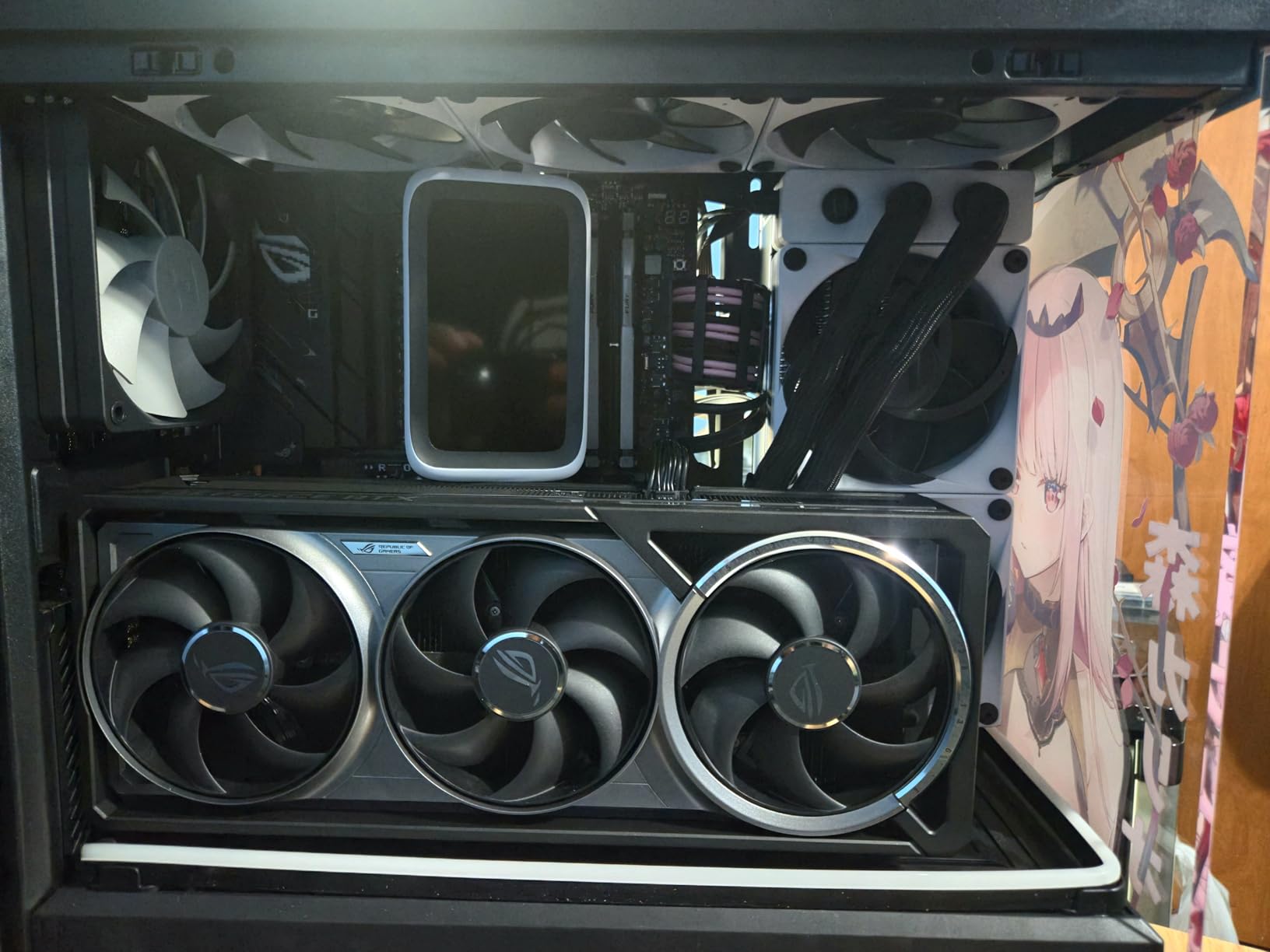 ASUS TUF Gaming NVIDIA GeForce RTX™ 4080 Super OC Edition Gaming Graphics Card (PCIe 4.0, 16GB GDDR6X, HDMI 2.1a, DisplayPort 1.4a) - Customer Photo 3