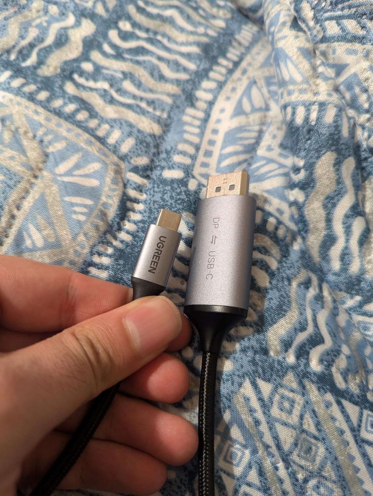 UGREEN Bidirectional USB C to DisplayPort 1.4 Cable 8K@60Hz 4K@240Hz DisplayPort to USB C Thunderbolt 4 Cord Alu Braided Compatible iPhone 16 Pro Max, Galaxy S25, MacBook Pro/Air, iPad, XPS 17, 6.6FT - Customer Photo 1