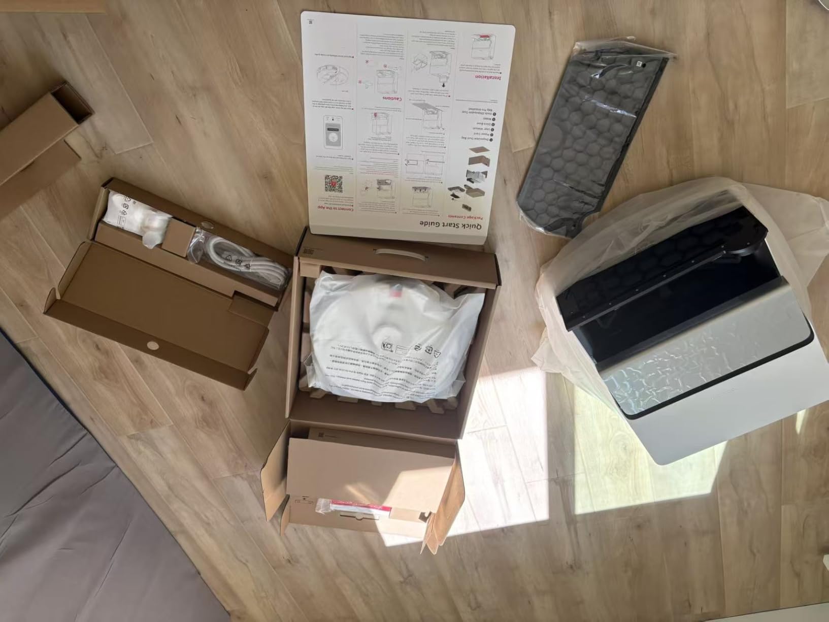 roborock S8 Max Ultra Robot Vacuum and Mop, All-in-One Dock, PreciSense LiDAR Navigation, Smart Dirt Detection, Self-Emptying, 8000Pa Suction for Various Floors, 20mm Auto Lifting for Carpet, White Customer Review roborock S8 Max Ultra Robot Vacuum and Mop, All-in-One Dock, PreciSense LiDAR Navigation, Smart Dirt Detection, Self-Emptying, 8000Pa Suction for Various Floors, 20mm Auto Lifting for Carpet, White - Customer Photo 2