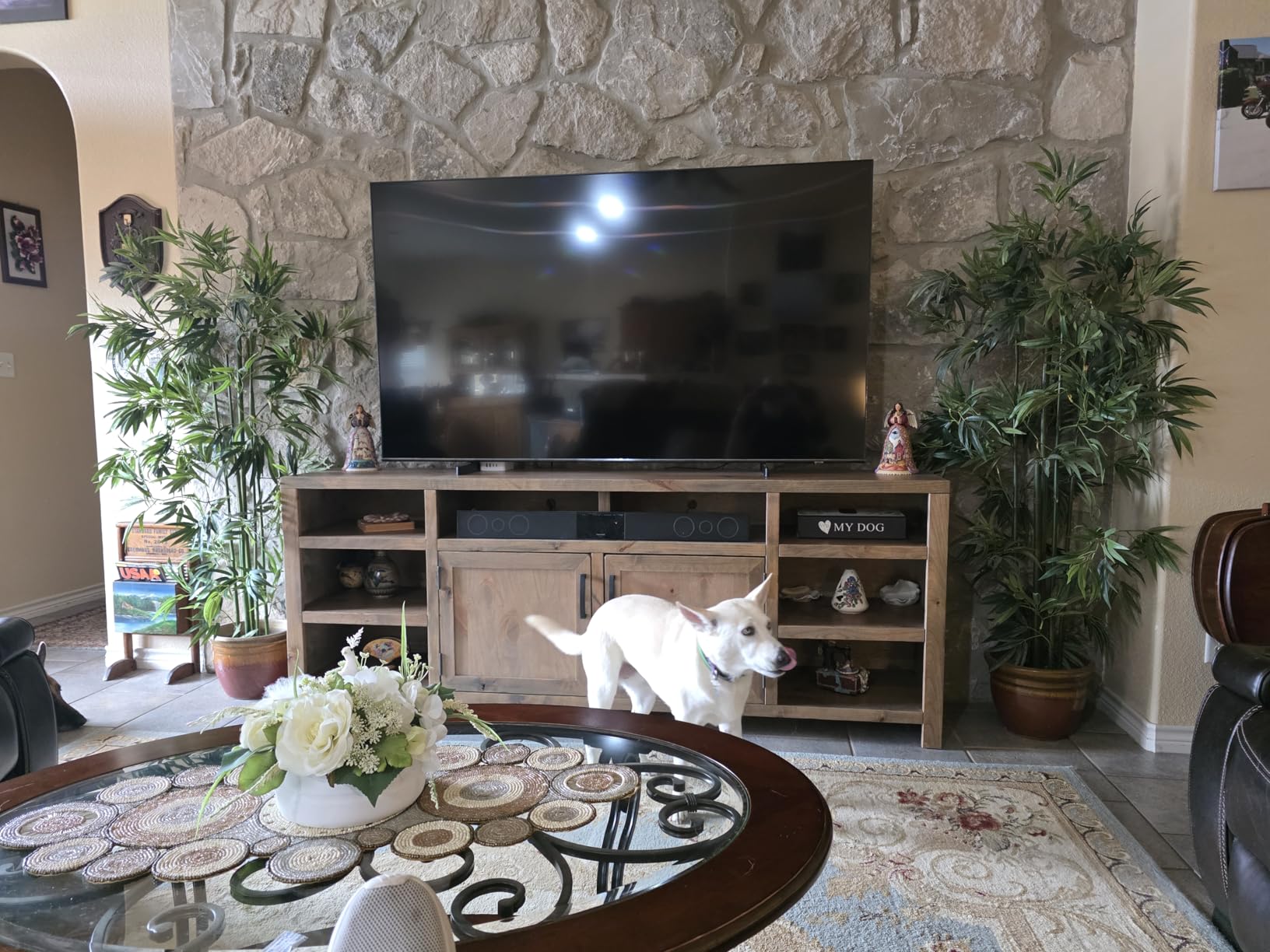 Samsung 70-Inch Class QLED 4K Q60D Series Quantum HDR Smart TV Customer Review Samsung 70-Inch Class QLED 4K Q60D Series Quantum HDR Smart TV - Customer Photo 1