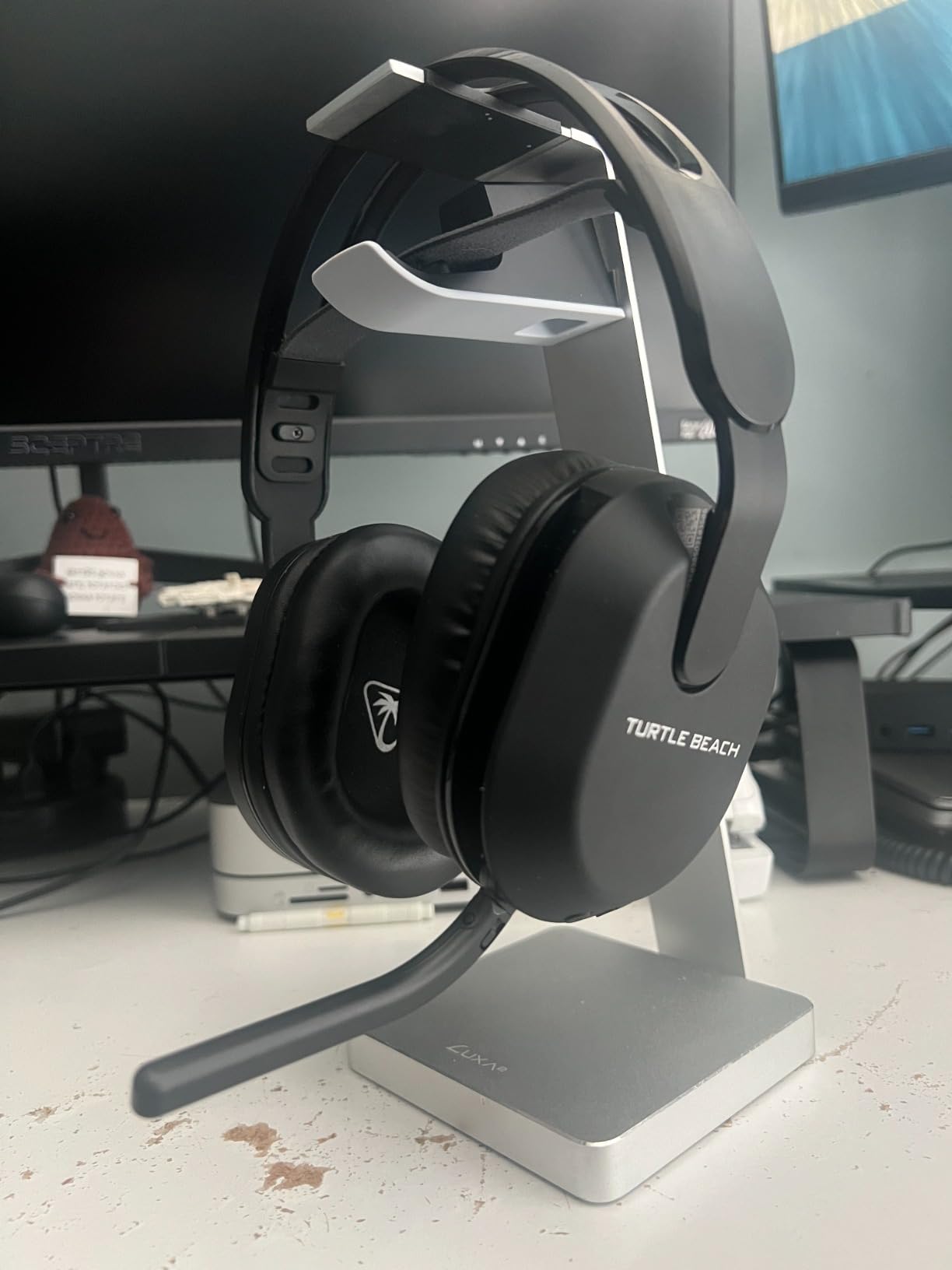 Turtle Beach Stealth 500 Wireless Amplified Gaming Headset for PS5, PS4, PC, & Mobile – 40-Hr Battery, Bluetooth, Memory Foam Cushions, Flip-to-Mute Mic, EQ Presets, Companion App – Black Customer Review Turtle Beach Stealth 500 Wireless Amplified Gaming Headset for PS5, PS4, PC, & Mobile – 40-Hr Battery, Bluetooth, Memory Foam Cushions, Flip-to-Mute Mic, EQ Presets, Companion App – Black - Customer Photo 1