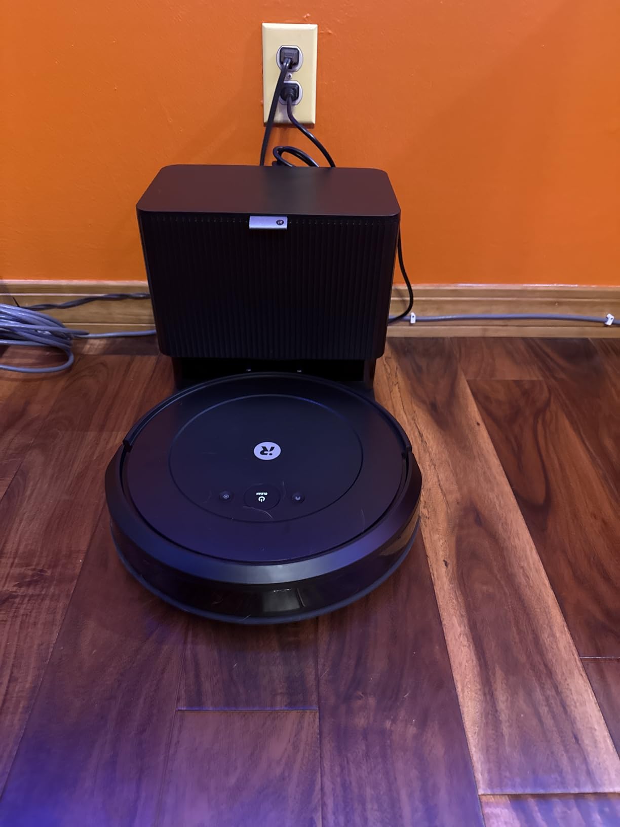 iRobot Roomba Vacuum 2 Essential Robot with AutoEmpty Dock, 3 Suction Levels, Latest Floor Tracking Sensors, and Compact Design (Black) Customer Review iRobot Roomba Vacuum 2 Essential Robot with AutoEmpty Dock, 3 Suction Levels, Latest Floor Tracking Sensors, and Compact Design (Black) - Customer Photo 1