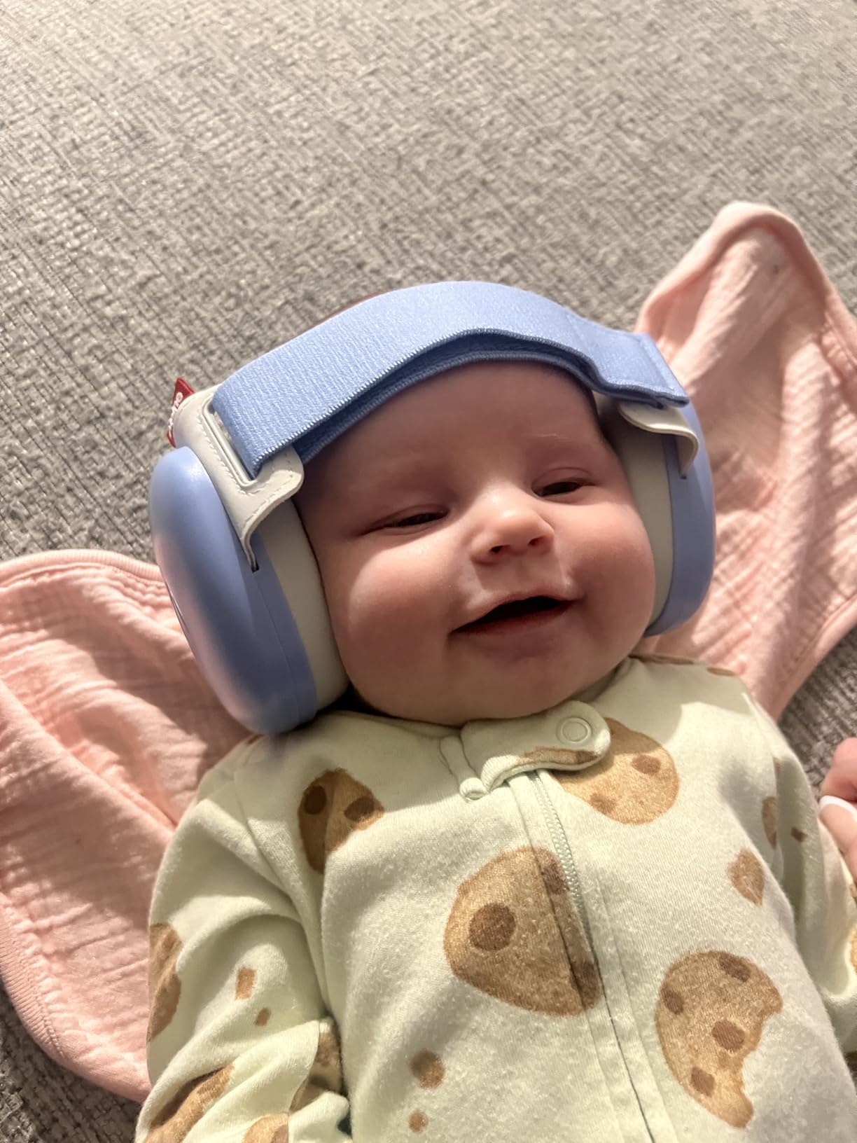 Alpine Muffy Baby Comfort - Protects Hearing for Babies and Toddlers - CE & ANSI Certified - Unique Headband for Safe fit & Comfort - Multi-adjustable for Ages 3-48 Months, 24dB Sound Reduction, Green Customer Review Alpine Muffy Baby Comfort - Protects Hearing for Babies and Toddlers - CE & ANSI Certified - Unique Headband for Safe fit & Comfort - Multi-adjustable for Ages 3-48 Months, 24dB Sound Reduction, Green - Customer Photo 1