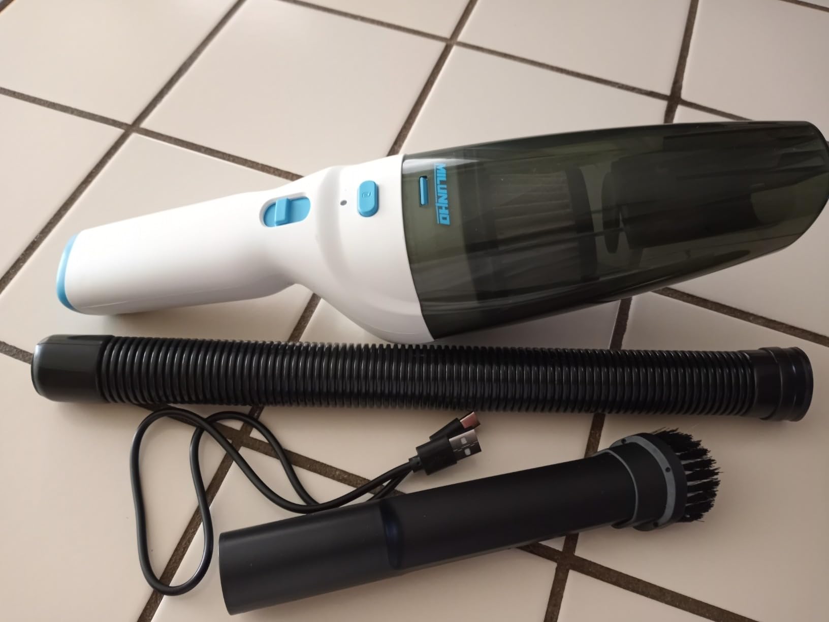 Powerful Handheld Vacuum Cordless, 9500PA Rechargeable Car Vacuum Portable Cordless, Lightweight & Portable Mini Handheld Vacuum Cleaner with Large-Capacity Battery for Car/Home/Pet Customer Review Powerful Handheld Vacuum Cordless, 9500PA Rechargeable Car Vacuum Portable Cordless, Lightweight & Portable Mini Handheld Vacuum Cleaner with Large-Capacity Battery for Car/Home/Pet - Customer Photo 1