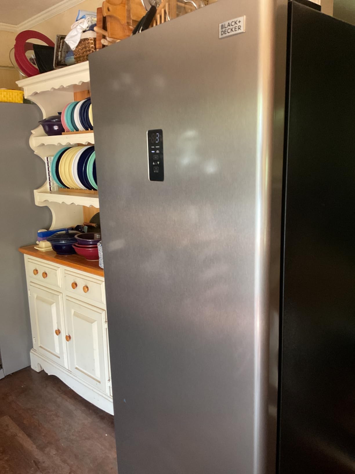 BLACK+DECKER 16 Cu. Ft. French Door Refrigerator with Built-in Ice Maker, Full Size Refrigerator with Bottom Mount Freezer Drawer, ENERGY STAR certified, White Customer Review BLACK+DECKER 16 Cu. Ft. French Door Refrigerator with Built-in Ice Maker, Full Size Refrigerator with Bottom Mount Freezer Drawer, ENERGY STAR certified, White - Customer Photo 1