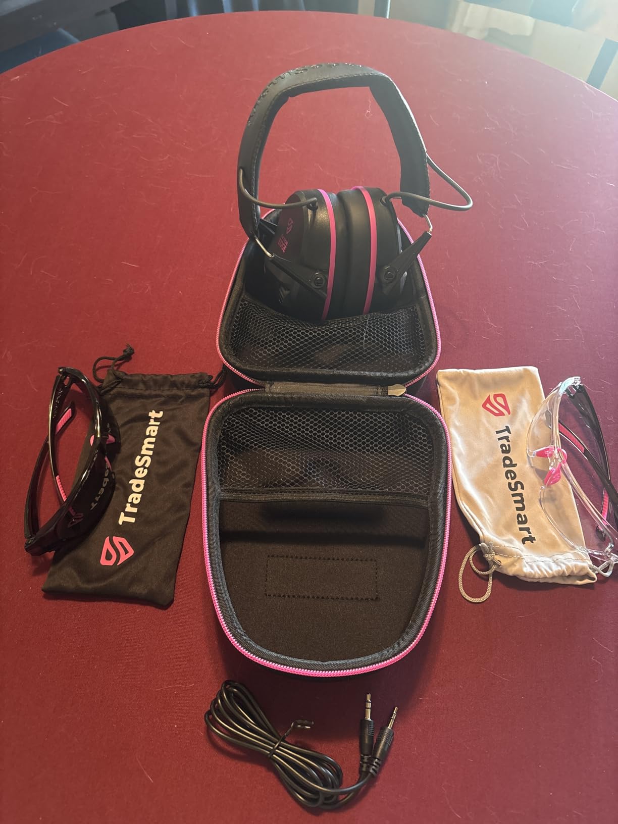 TradeSmart Complete Shooting Eye and Ear Protection: Electronic Earmuffs for Shooting, Range Glasses & Hard Carrying Case - Customer Photo 1