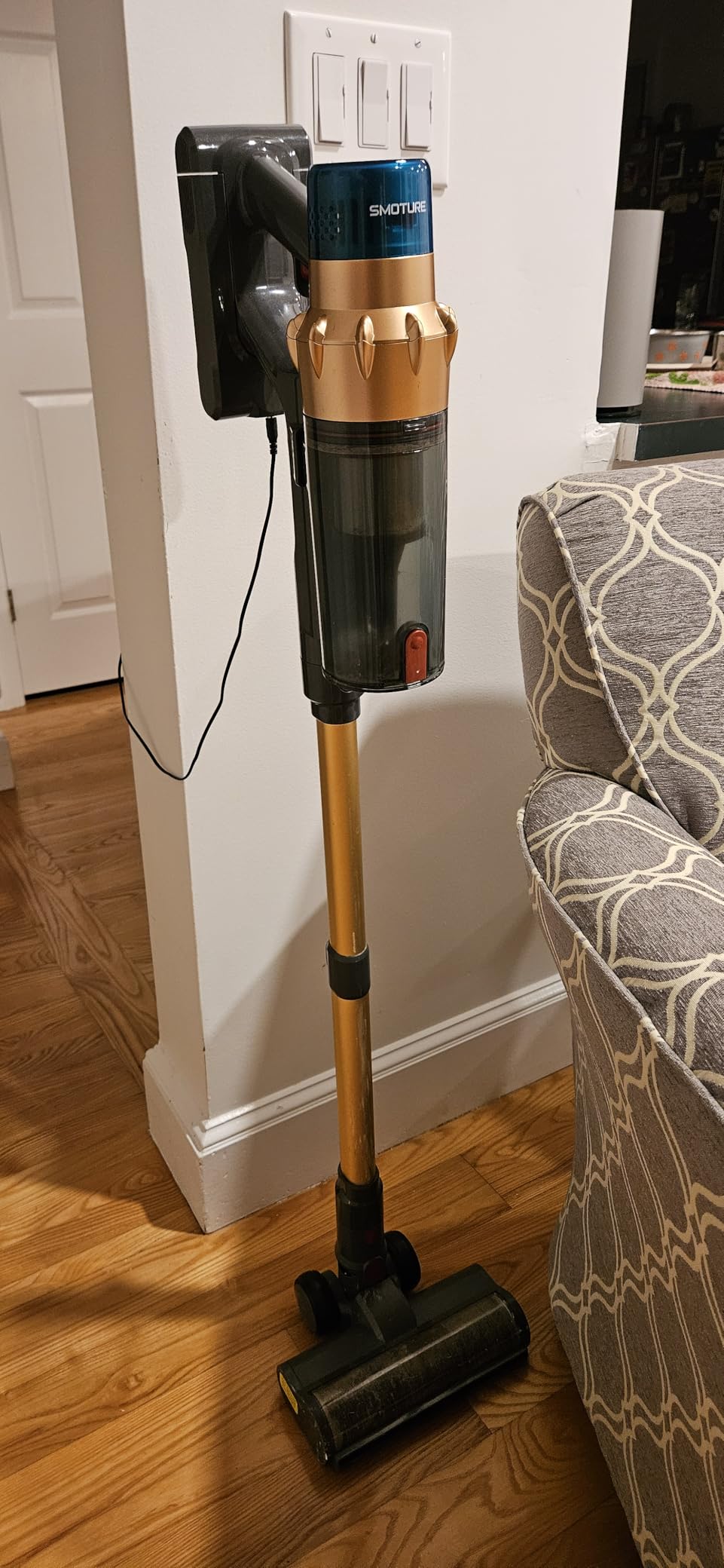 Cordless Vacuum Cleaner, 600W 50KPA 65 Mins Runtime Self-Standing Vacuum Cleaners for Home, Stick Vacuum with Charging Dock Station Removable Battery, Handheld Vacuum for Pet Hair/Carpet/Floor Customer Review Cordless Vacuum Cleaner, 600W 50KPA 65 Mins Runtime Self-Standing Vacuum Cleaners for Home, Stick Vacuum with Charging Dock Station Removable Battery, Handheld Vacuum for Pet Hair/Carpet/Floor - Customer Photo 1