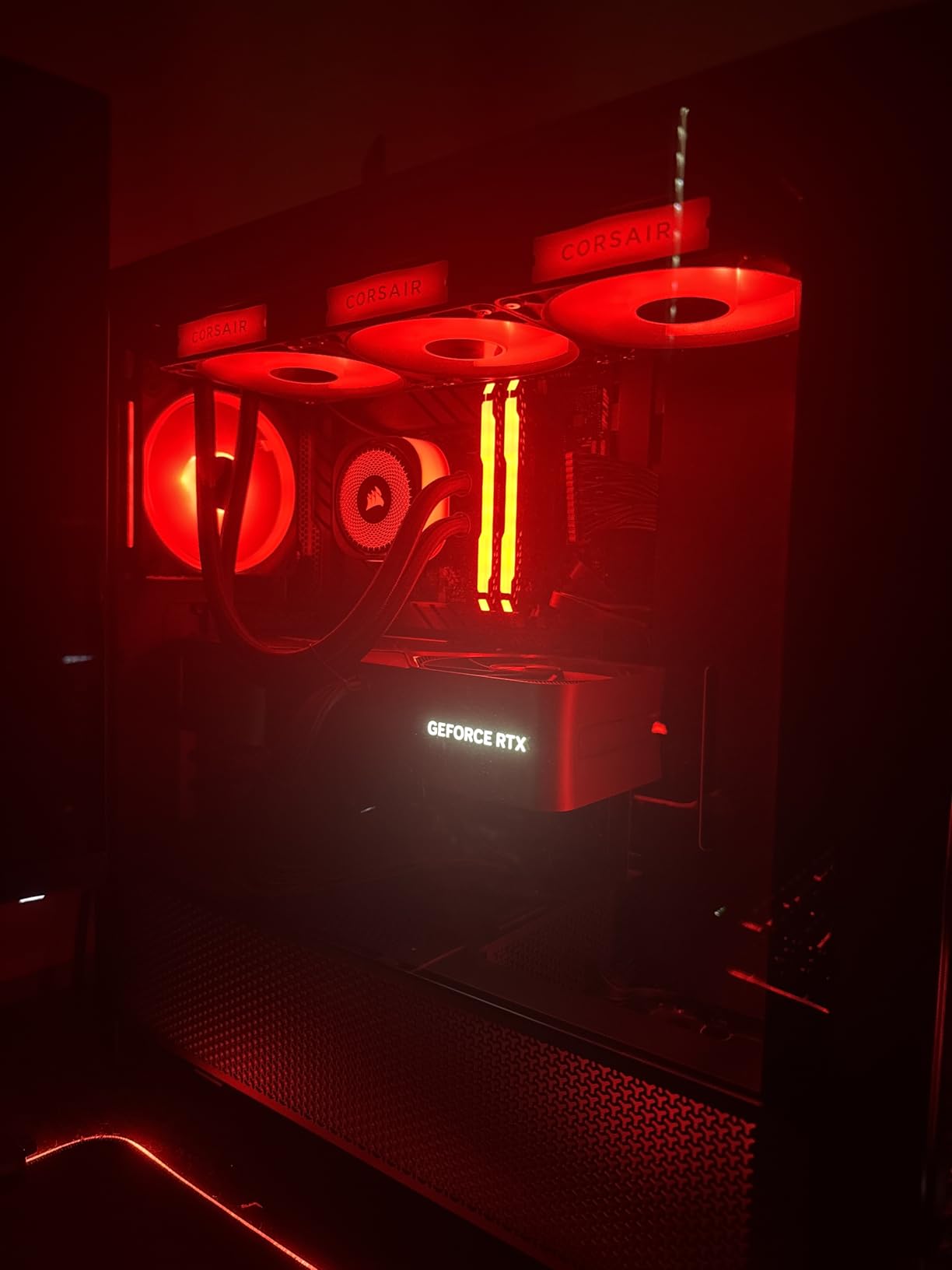 CORSAIR iCUE Link Titan 360 RX RGB Liquid CPU Cooler - 360mm AIO - Low-Noise - FlowDrive Cooling Engine - Intel LGA 1851/1700, AMD AM5/AM4 - 3X RX120 RGB Fans - iCUE Link System Hub Included - Black customer photo 1