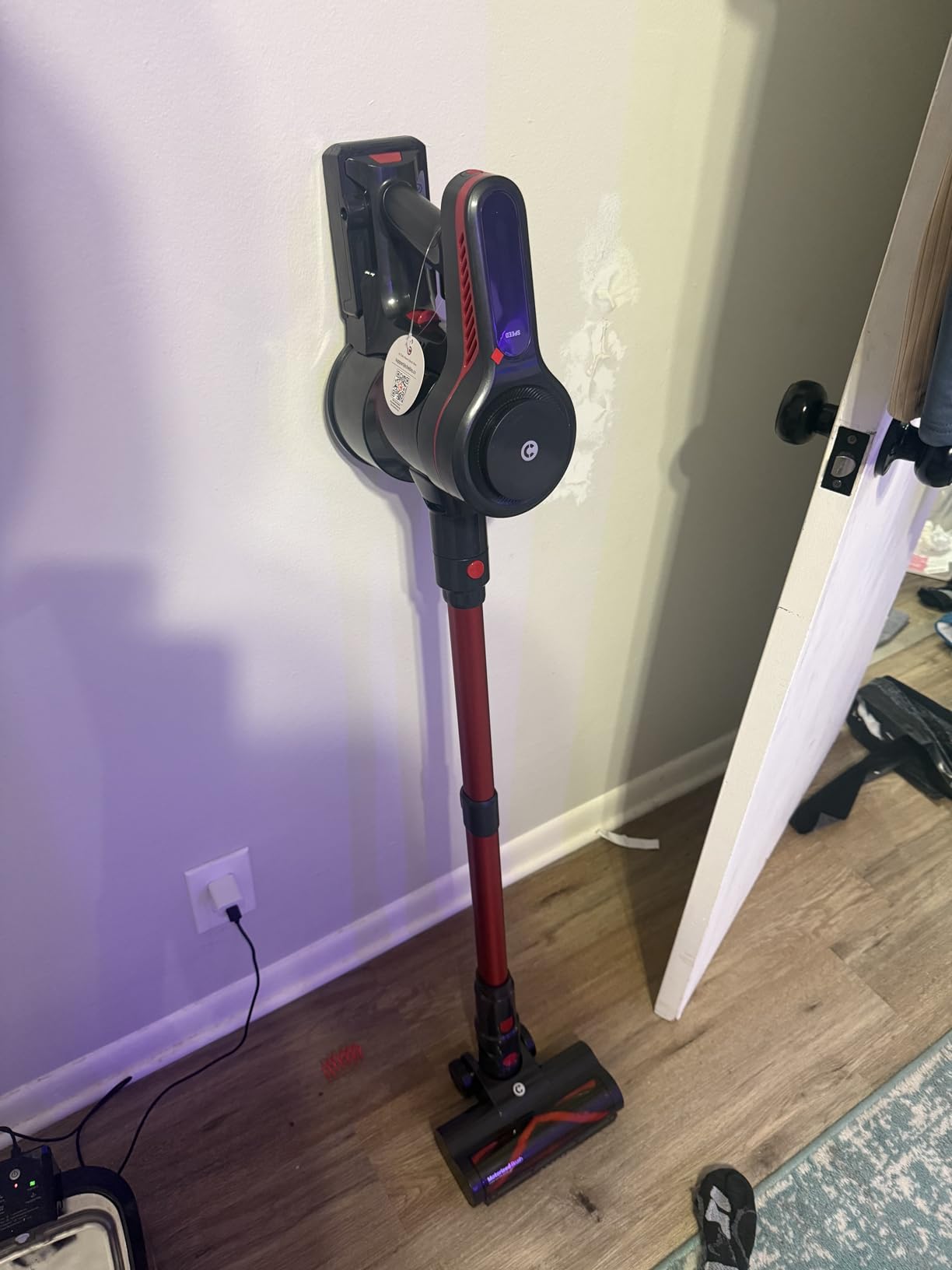 Cordless Vacuum Cleaner, Stick Vacuum with Powerful Suction, 45Mins Runtime Vacuum Cleaners for Home, Anti-tangle and 1.5L Dust Cup, 6 in 1 Lightweight Vacuum for Hardwood Floor Carpet Pet Hair Customer Review Cordless Vacuum Cleaner, Stick Vacuum with Powerful Suction, 45Mins Runtime Vacuum Cleaners for Home, Anti-tangle and 1.5L Dust Cup, 6 in 1 Lightweight Vacuum for Hardwood Floor Carpet Pet Hair - Customer Photo 3