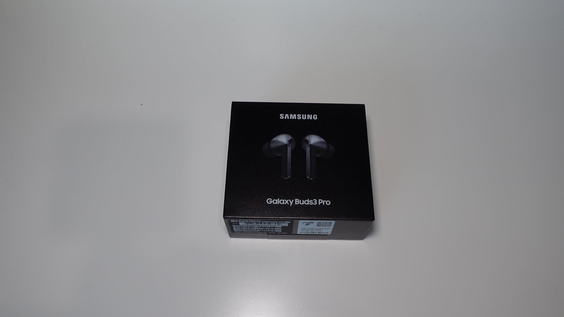 Samsung Galaxy Buds 3 Pro AI True Wireless Bluetooth Earbuds, Noise Cancelling, Sound Optimization, Redesigned Comfort Fit, Silver [US Version, Amazon Exclusive, 2Yr Warranty] customer photo 1