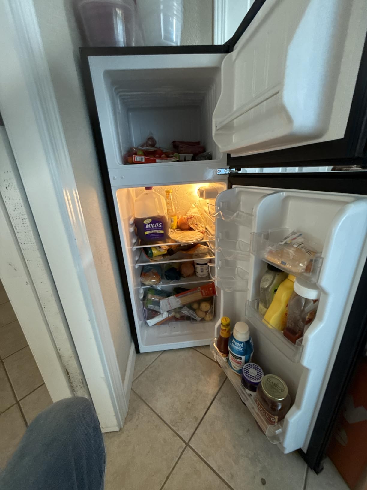 Upstreman 4.0 Cu.Ft. Mini Fridge with Freezer, Dorm Essentials, Double Door, Small Refrigerator for Office, Dorm, Bedroom, Adjustable Thermostat, Large Capacity, Stainless-SR401 Customer Review Upstreman 4.0 Cu.Ft. Mini Fridge with Freezer, Dorm Essentials, Double Door, Small Refrigerator for Office, Dorm, Bedroom, Adjustable Thermostat, Large Capacity, Stainless-SR401 - Customer Photo 1