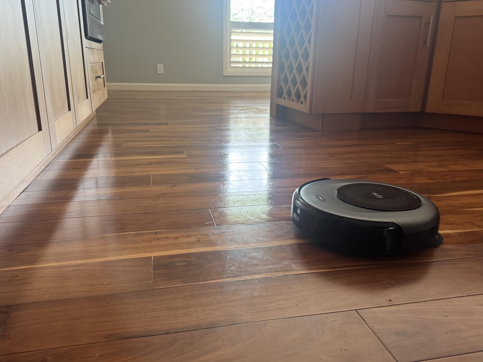 eufy Robot Vacuum Omni C20, Robot Vacuum and Mop Combo, Self Emptying, Auto Mop Washing and Auto Drying for Hands-Free Cleaning, 7000 Pa Powerful Suction, 3.35-Inch Design, All-in-One Station - Customer Photo 1