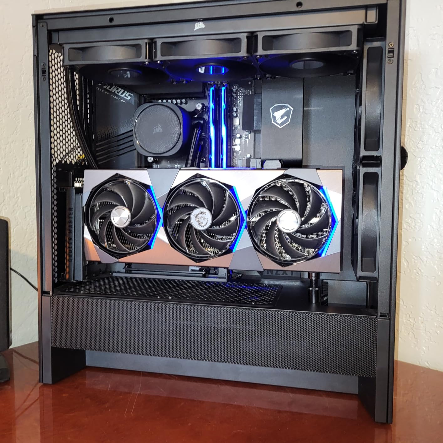 CORSAIR Nautilus 360 RS ARGB Liquid CPU Cooler – 360mm AIO – Low-Noise – Direct Motherboard Connection – Daisy-Chain – Intel LGA 1851/1700, AMD AM5/AM4 – 3X RS120 ARGB Fans Included – Black - Customer Photo 2