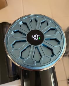 Cordless Vacuum Cleaner with Self-Standing, LED Screen Stick Vacuum Cleaners for Home, Lightweight Powerful Suction Vacuum, 6-in-1 Rechargeable Vacuum for Carpets, Pet Hair, Hardwood Floors - Customer Photo 1