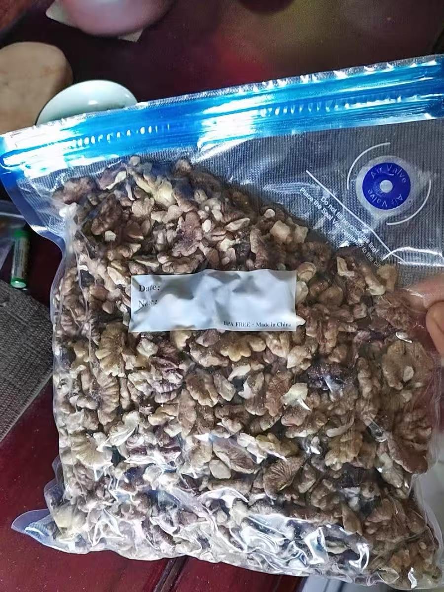 Handheld Vacuum Sealer, 3rd Generation Vacuum Sealer for Food + 30 Sous Vide Bags - Customer Photo 2