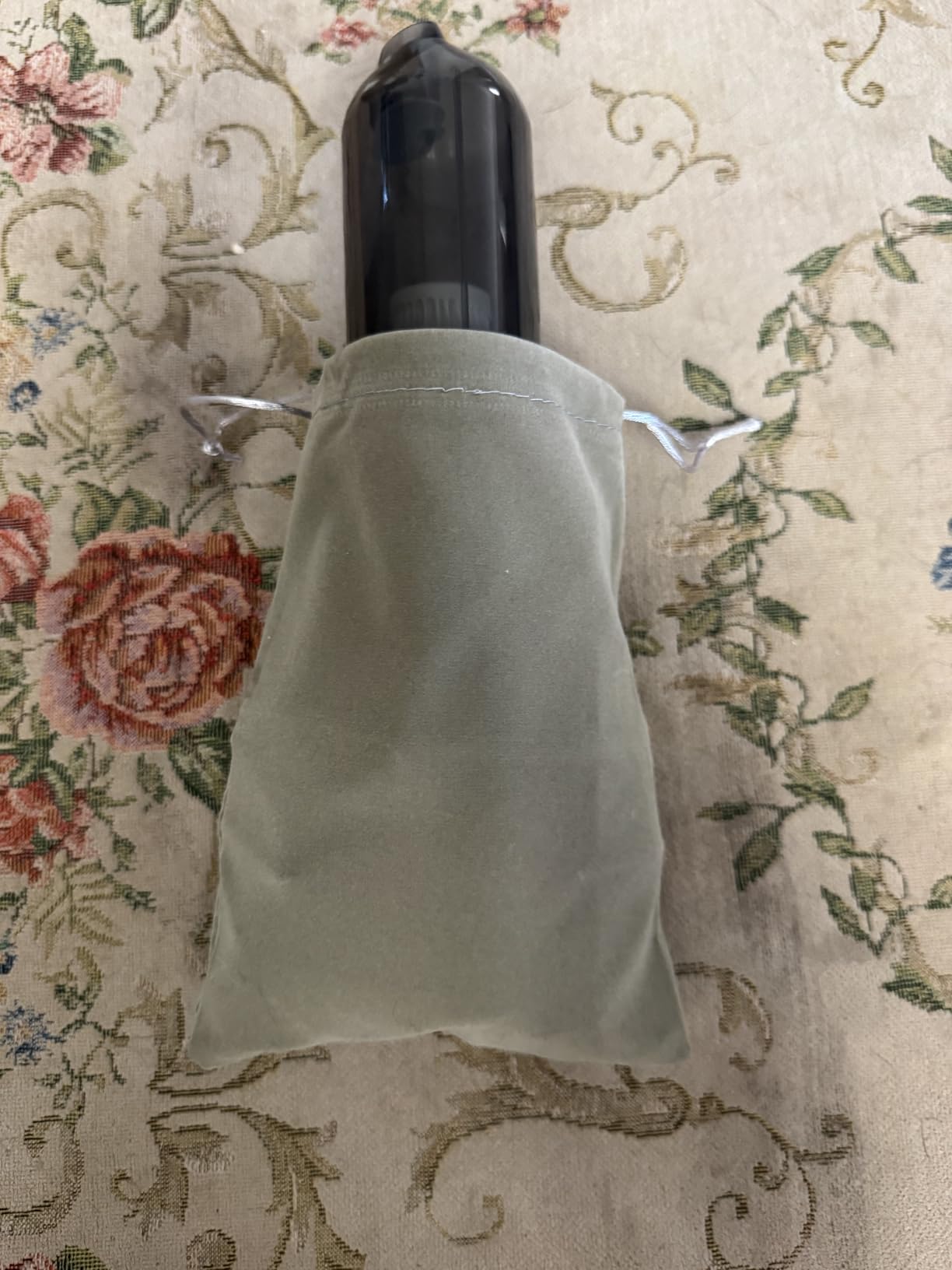 Mini Vacuum Cleaner Cordless 15000PA High Power,Handheld Car Vacuum, 5 in 1 Portable Vacuum for Car, Home & Pet Hair, Type-C Rechargeable, LED Display,Up to 30 Mins Runtime, Multi-Nozzles Customer Review Mini Vacuum Cleaner Cordless 15000PA High Power,Handheld Car Vacuum, 5 in 1 Portable Vacuum for Car, Home & Pet Hair, Type-C Rechargeable, LED Display,Up to 30 Mins Runtime, Multi-Nozzles - Customer Photo 1