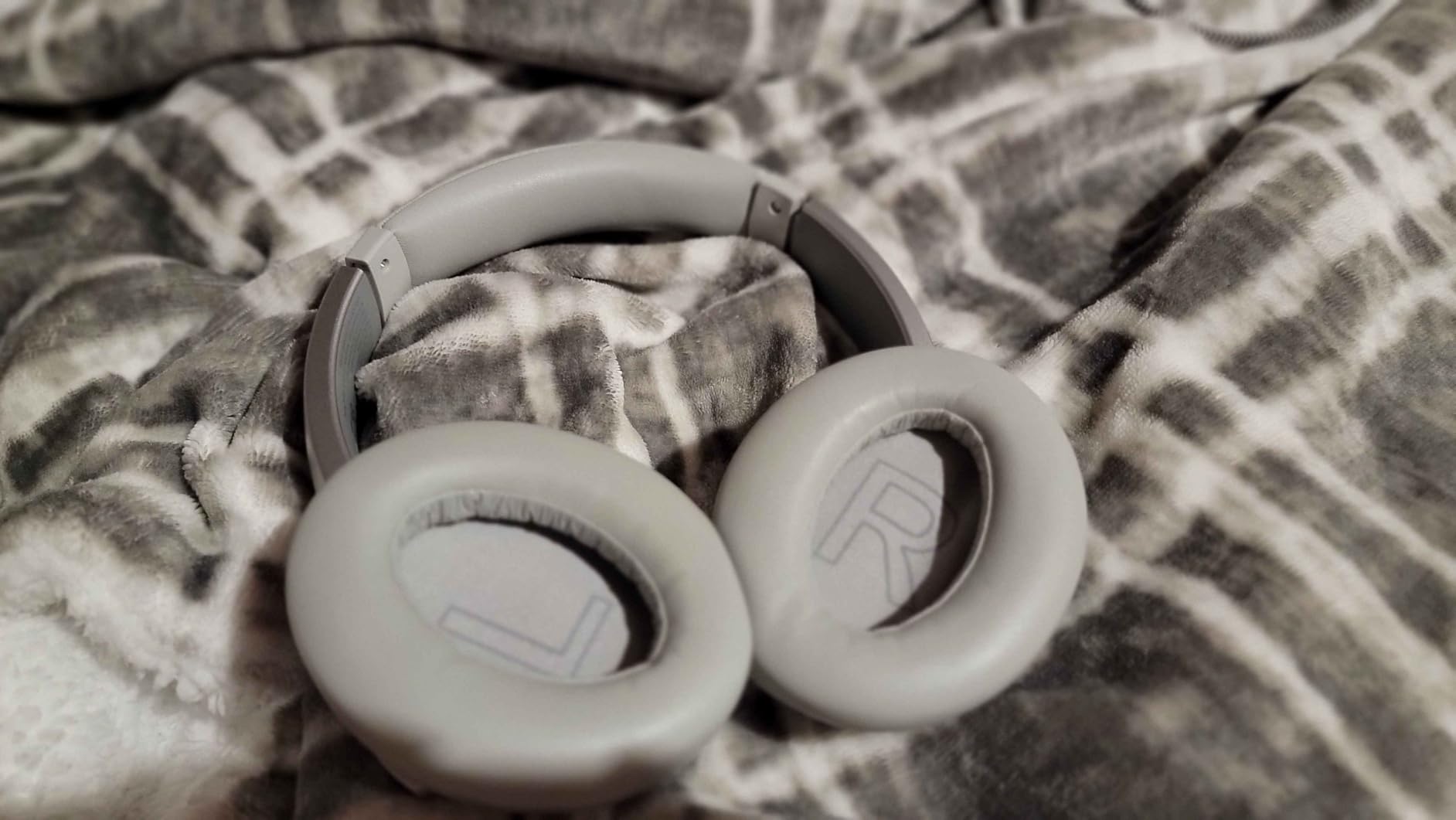 Soundcore Anker Life Q20 Hybrid Active Noise Cancelling Headphones - Customer Photo 2