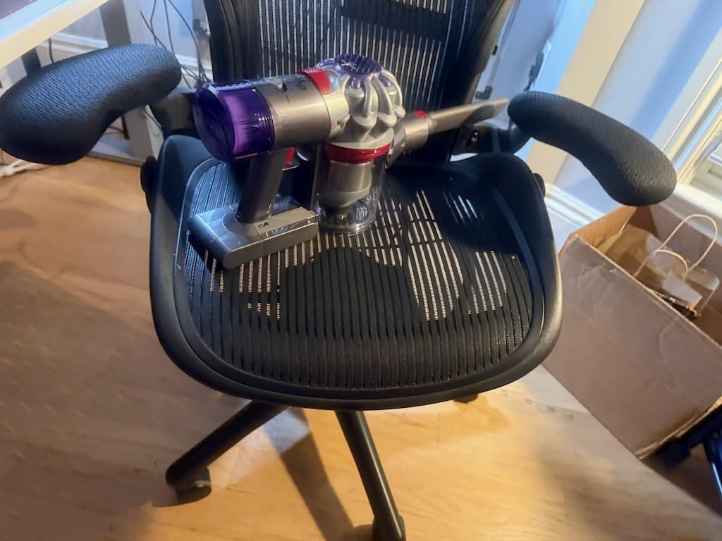 Dyson Car+Boat Handheld Vacuum Cleaner - Customer Photo 2