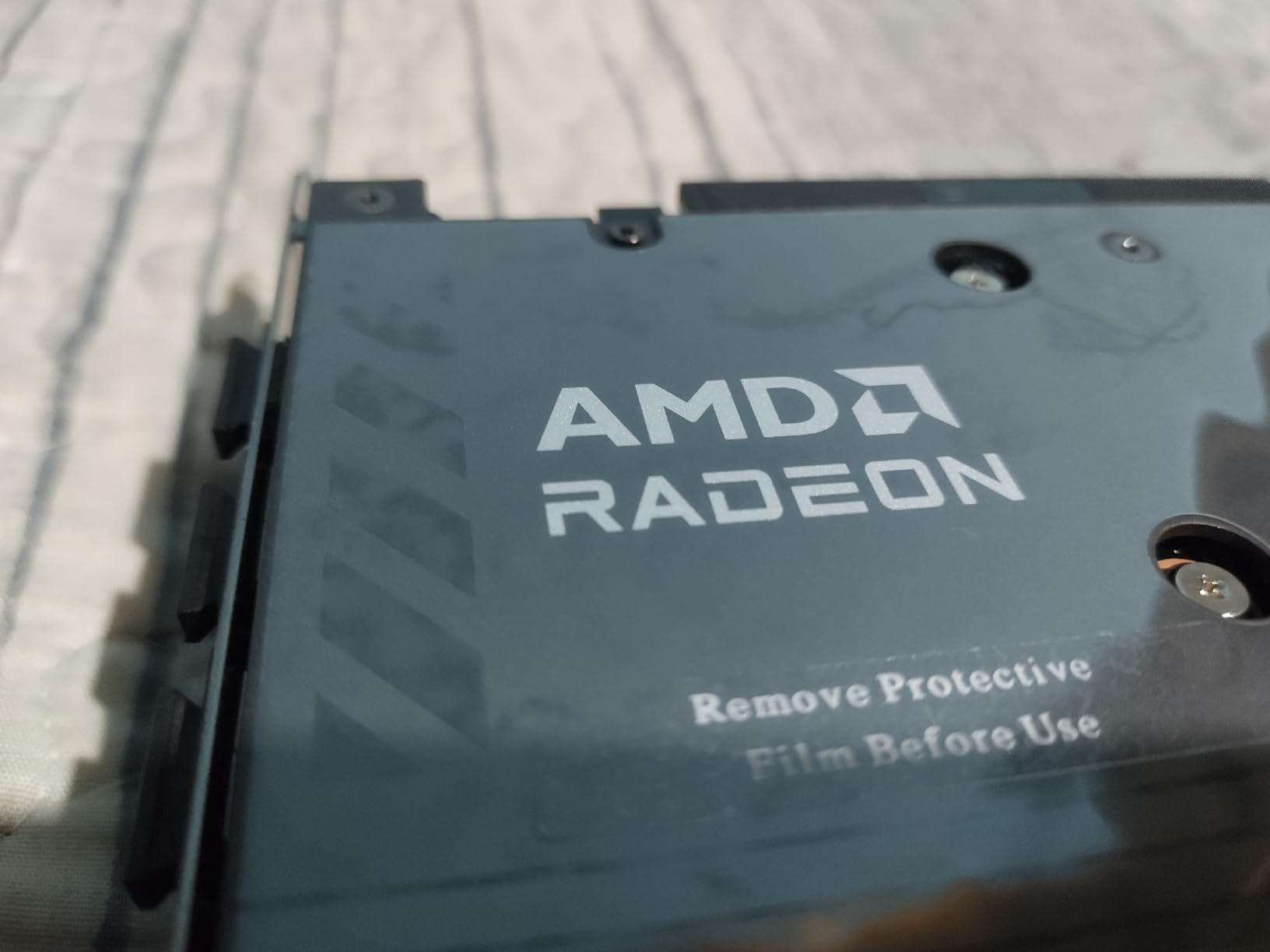ASUS Dual Radeon™ RX 7600 EVO OC Edition 8GB GDDR6 (PCIe® 4.0, 8 GB GDDR6, HDMI® 2.1, DisplayPort™ 1.4a, 2.5-Slot Design, Axial-tech Fans, GPU Tweak III) - Customer Photo 2