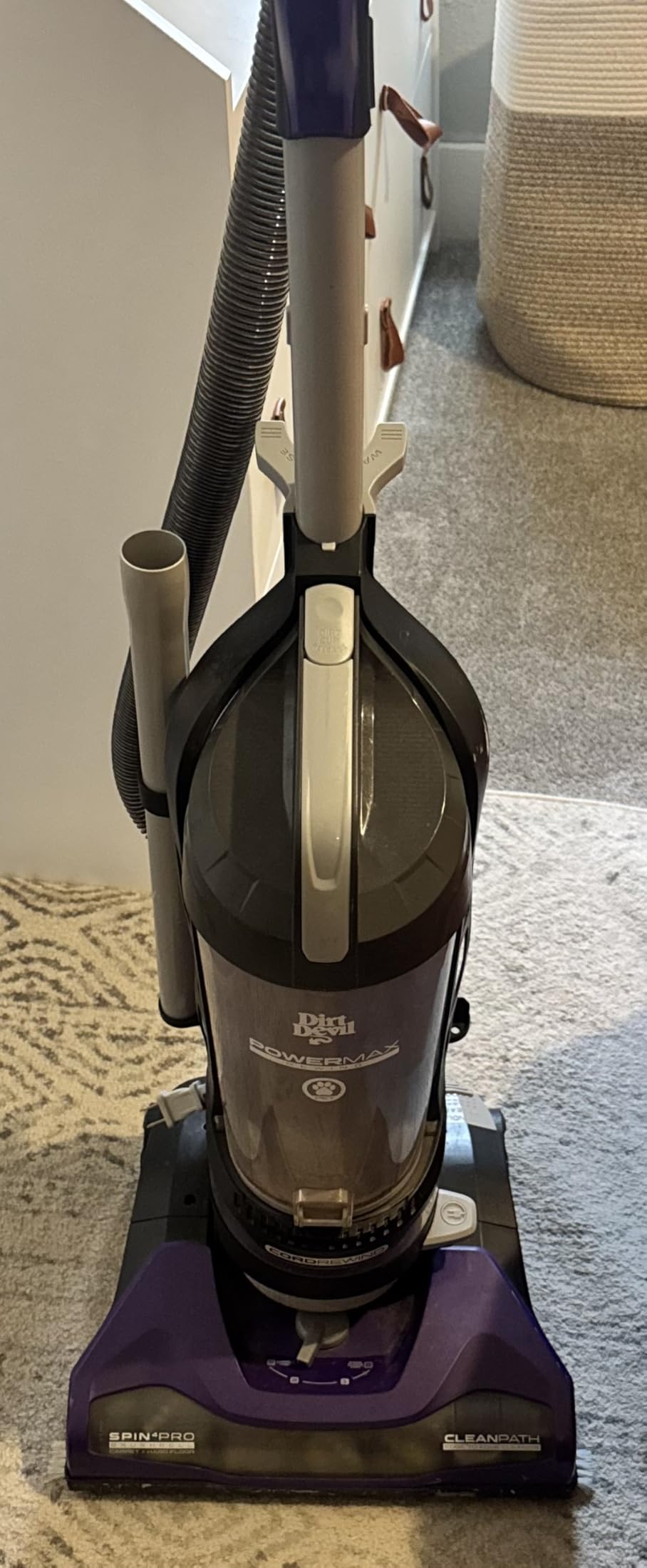 Bissell Pet Hair Eraser Allergen Lift-Off with Powerful Suction, HEPA, Tangle-Free Brush Roll, 39883 Customer Review Bissell Pet Hair Eraser Allergen Lift-Off with Powerful Suction, HEPA, Tangle-Free Brush Roll, 39883 - Customer Photo 1