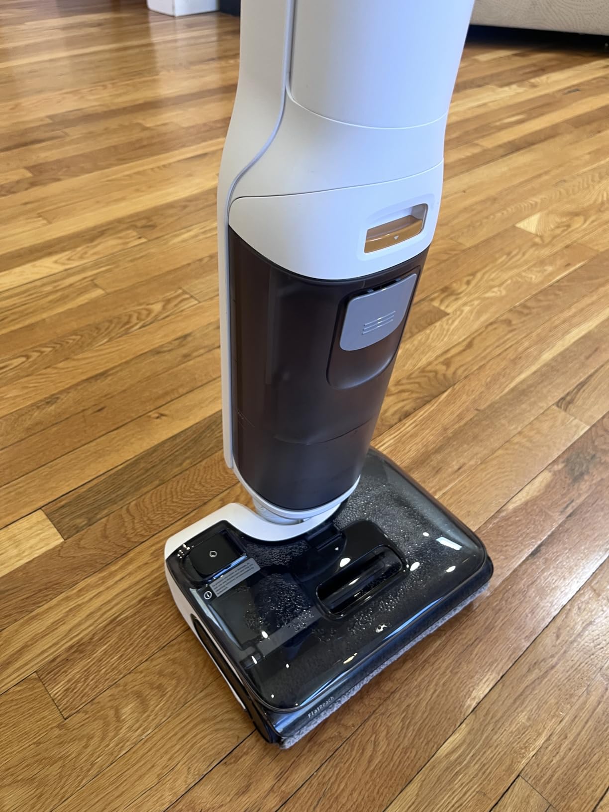 roborock F25 GT Vacuum Mop All in One, Wet Dry Vacuum Cleaner Cordless, 20000Pa Floor Cleaner Machine for Tile Hardwood Wood Vinyl Floor, Edge to Edge Self Cleaning Electric Mop with 180° Lie-Flat Customer Review roborock F25 GT Vacuum Mop All in One, Wet Dry Vacuum Cleaner Cordless, 20000Pa Floor Cleaner Machine for Tile Hardwood Wood Vinyl Floor, Edge to Edge Self Cleaning Electric Mop with 180° Lie-Flat - Customer Photo 1
