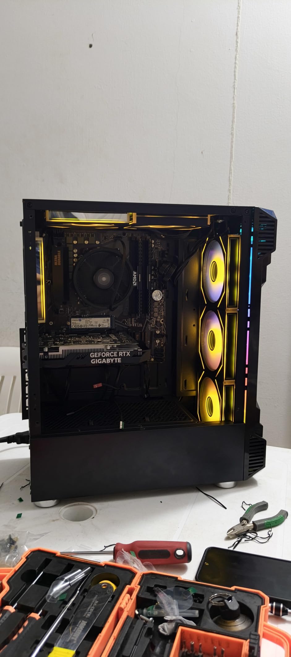 GIGABYTE GeForce RTX 3050 WINDFORCE OC V2 6G Graphics Card, 2X WINDFORCE Fans, 6GB GDDR6 96-bit GDDR6 Customer Review GIGABYTE GeForce RTX 3050 WINDFORCE OC V2 6G Graphics Card, 2X WINDFORCE Fans, 6GB GDDR6 96-bit GDDR6 - Customer Photo 1