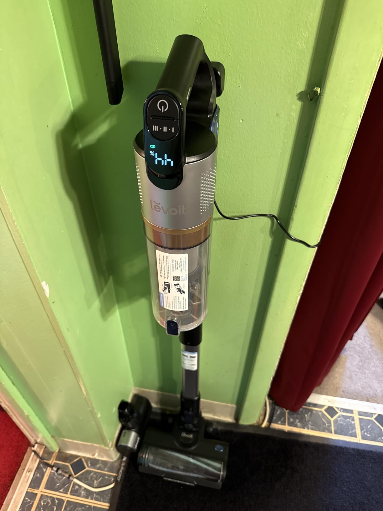 LEVOIT Cordless Vacuum Cleaner with HEPA Filter, Stick Vac with Tangle-Resistant Design, Up to 60 Mins, Powerful Suction, Lightweight, Mini Motorized Brush, for Carpet, Hard Floor, Pet Hair, LVAC-300 Customer Review LEVOIT Cordless Vacuum Cleaner with HEPA Filter, Stick Vac with Tangle-Resistant Design, Up to 60 Mins, Powerful Suction, Lightweight, Mini Motorized Brush, for Carpet, Hard Floor, Pet Hair, LVAC-300 - Customer Photo 2