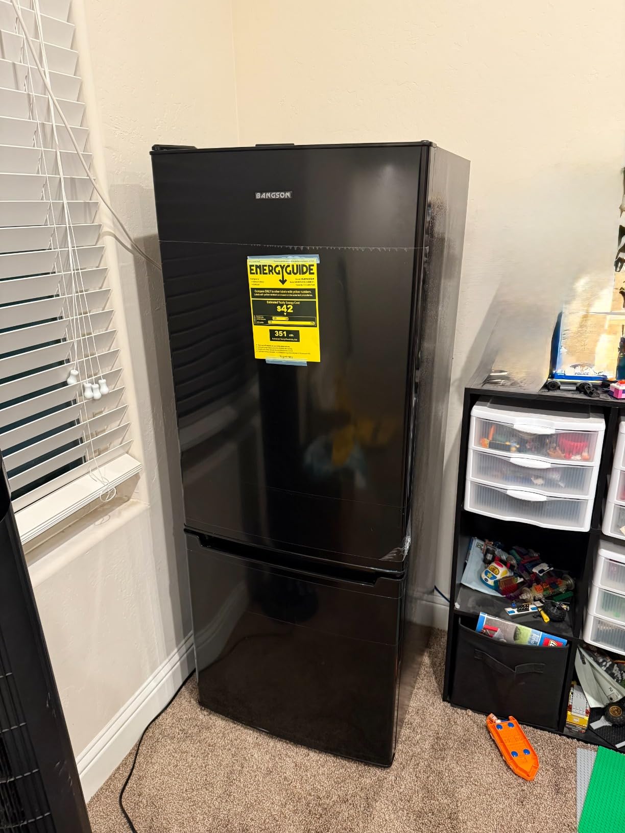 BANGSON 7.1 Cu.Ft Refrigerator with Freezer, Apartment Size Fridge with Bottom Freezer, Large Capacity, Energy Saving, Adjustable Thermostat, Low Noise, Black Customer Review BANGSON 7.1 Cu.Ft Refrigerator with Freezer, Apartment Size Fridge with Bottom Freezer, Large Capacity, Energy Saving, Adjustable Thermostat, Low Noise, Black - Customer Photo 1