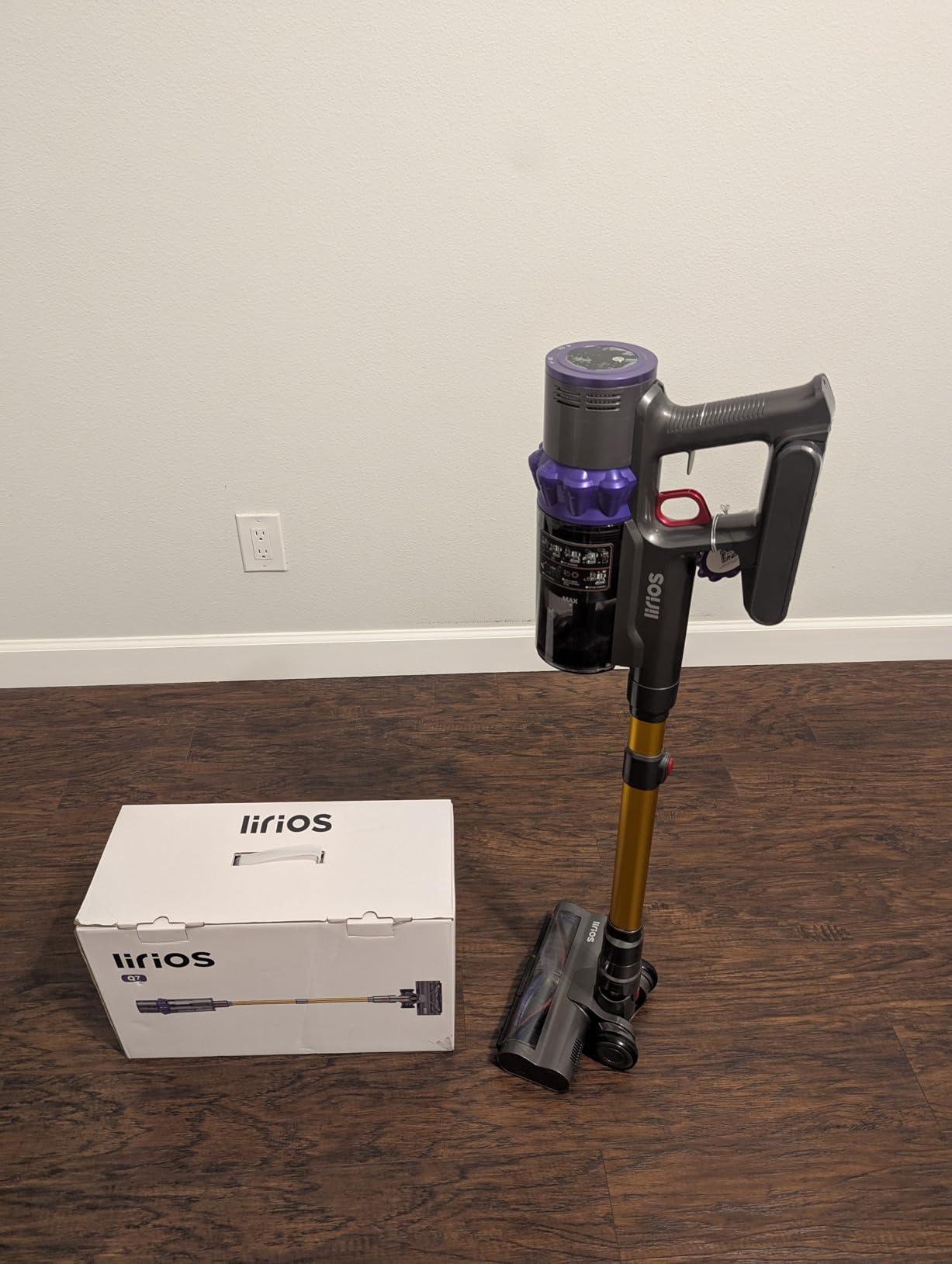 Cordless Vacuum Cleaner, 580W 48KPA 65Mins Self-Standing Vacuum Cleaners for Home, Stick Vacuum Cordless with Wall Mount Charging, LED Display, Upgraded Roller Brush for Carpet,Pet Hair,Hardwood Floor Customer Review Cordless Vacuum Cleaner, 580W 48KPA 65Mins Self-Standing Vacuum Cleaners for Home, Stick Vacuum Cordless with Wall Mount Charging, LED Display, Upgraded Roller Brush for Carpet,Pet Hair,Hardwood Floor - Customer Photo 1