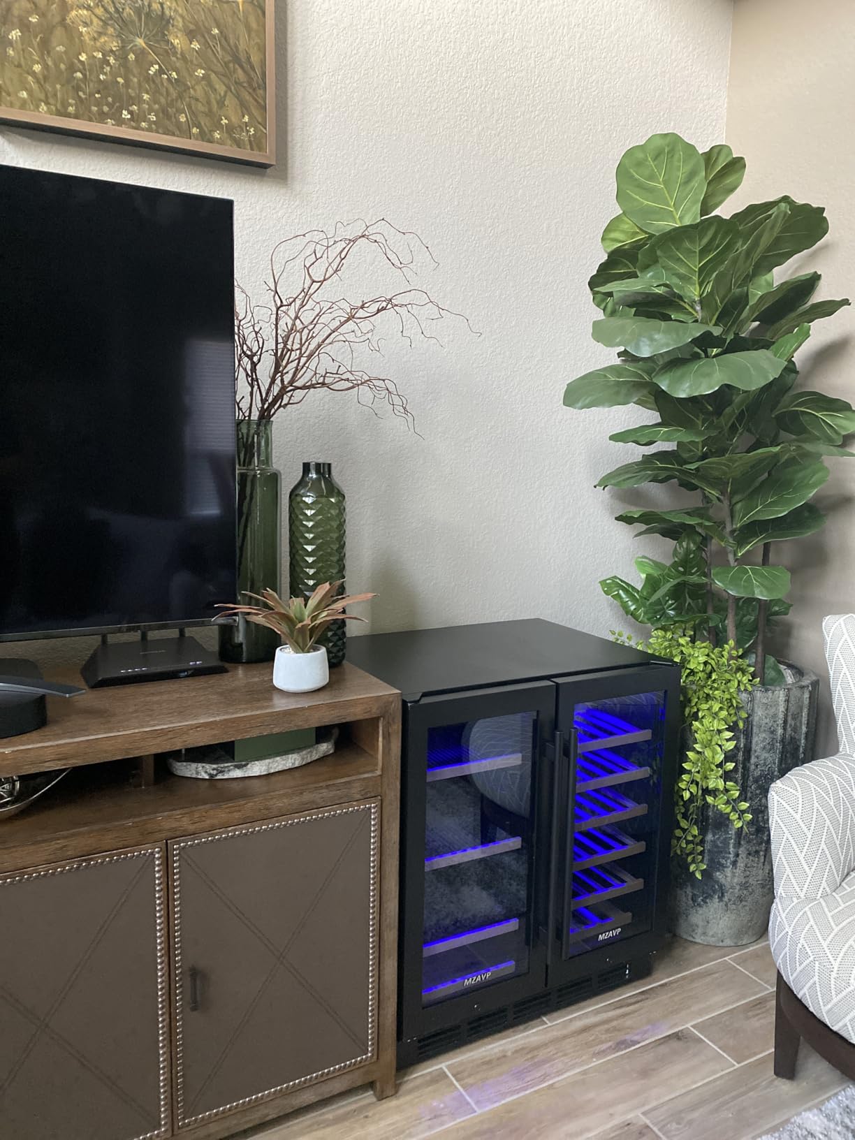 200 Bottle Dual Zone Wine Fridge，24 Inch Large Capacity Wine Refrigerator Freestanding or Built-In, Wine Cooler with Upgraded Compressor, Intelligent Temperature Memory, Low Noise and Fast Cooling - Customer Photo 1
