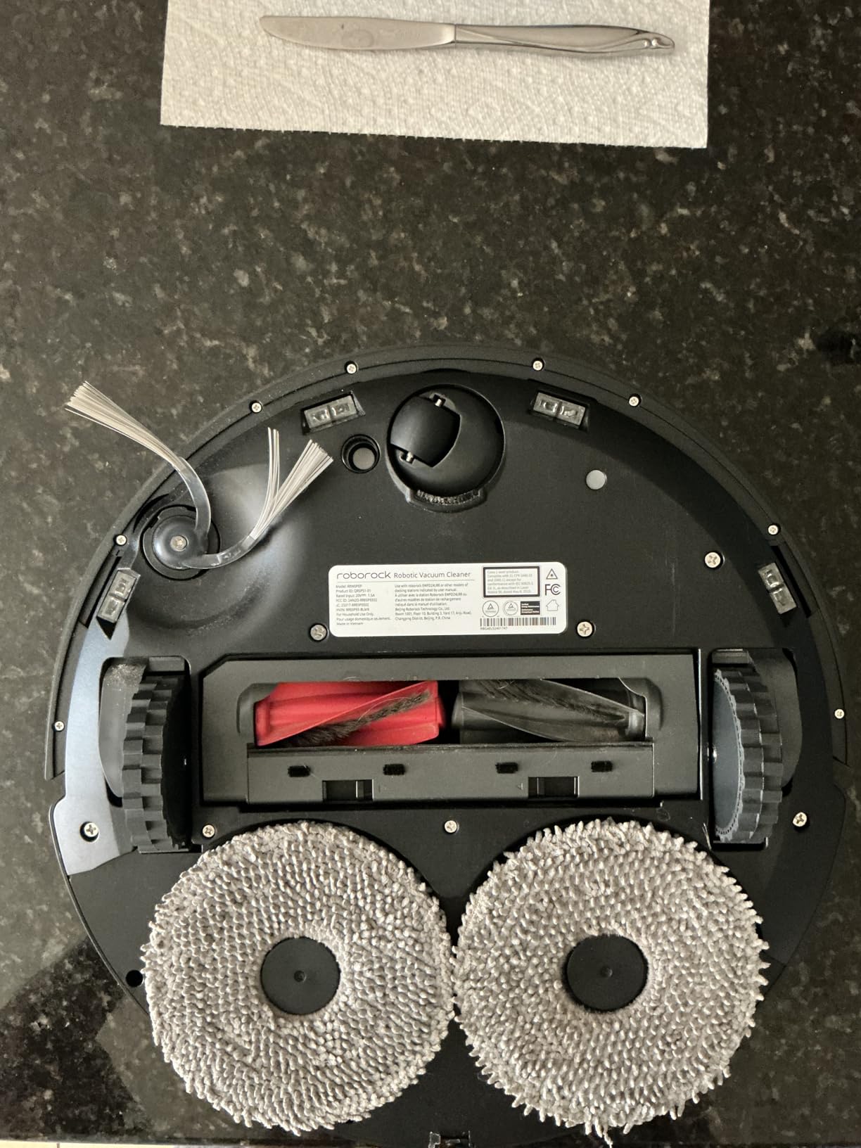 roborock Qrevo S5V Robot Vacuum and Mop, FlexiArm Edge Mopping, 12,000Pa Suction, Dual Zero-Tangle System, Smart Obstacle Avoidance, 10mm Mop Lifting, Auto Mop Washing&Drying, Self-Emptying&Refilling Customer Review roborock Qrevo S5V Robot Vacuum and Mop, FlexiArm Edge Mopping, 12,000Pa Suction, Dual Zero-Tangle System, Smart Obstacle Avoidance, 10mm Mop Lifting, Auto Mop Washing&Drying, Self-Emptying&Refilling - Customer Photo 1