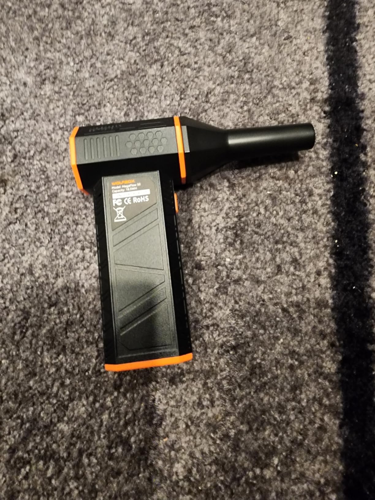 WOLFBOX MF50 Compressed Air Duster-110000RPM Super Power Electric Air Duster, 3-Gear Adjustable Mini Blower with Fast Charging, Dust Blower for Computer, Keyboard, House, Outdoor and Car - Customer Photo 1