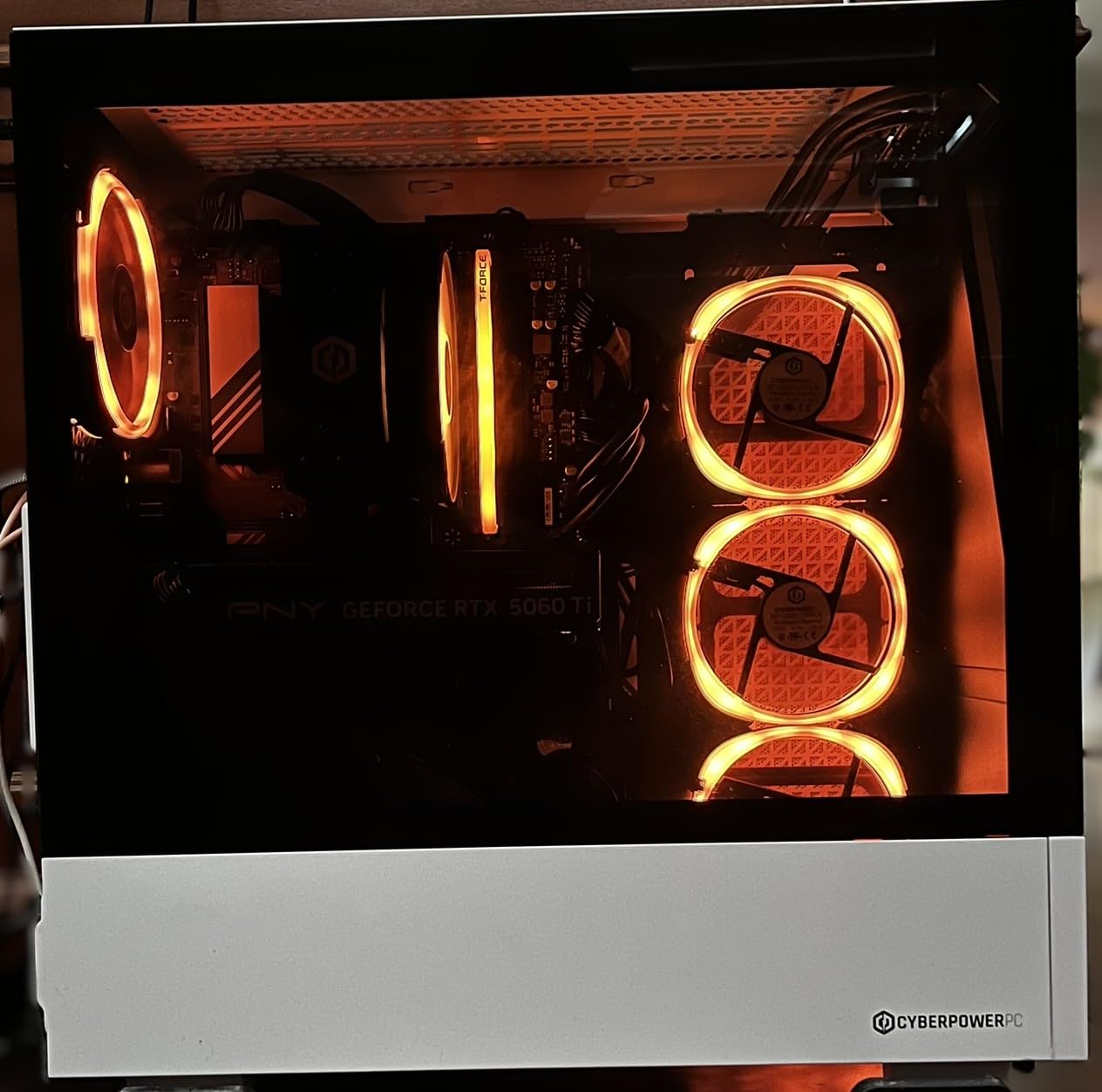 CyberPowerPC Gamer Xtreme VR Gaming PC, Intel Core i7-14700F 2.1GHz, GeForce RTX 5060 Ti 16GB, 16GB DDR5, 1TB PCIe 4.0 SSD, WiFi Ready & Windows 11 Home (GXiVR8040A17) Customer Review CyberPowerPC Gamer Xtreme VR Gaming PC, Intel Core i7-14700F 2.1GHz, GeForce RTX 5060 Ti 16GB, 16GB DDR5, 1TB PCIe 4.0 SSD, WiFi Ready & Windows 11 Home (GXiVR8040A17) - Customer Photo 2
