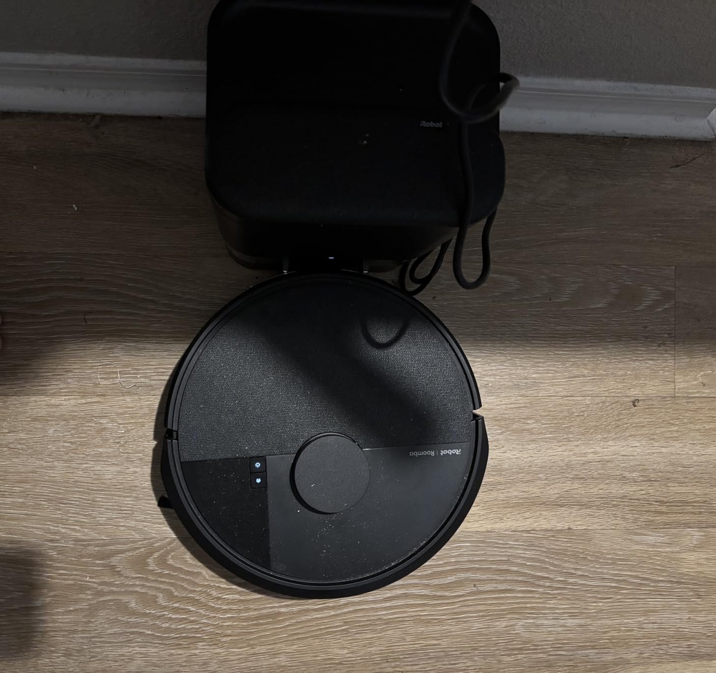 iRobot Roomba 105 Vac Robot Vacuum with AutoEmpty Dock - Self-Empties for 75 Days, Easy to use, Intense Power-Lifting Suction, LiDAR Navigation, Multi-Surface Cleaning, Cleans in Neat Rows Customer Review iRobot Roomba 105 Vac Robot Vacuum with AutoEmpty Dock - Self-Empties for 75 Days, Easy to use, Intense Power-Lifting Suction, LiDAR Navigation, Multi-Surface Cleaning, Cleans in Neat Rows - Customer Photo 1