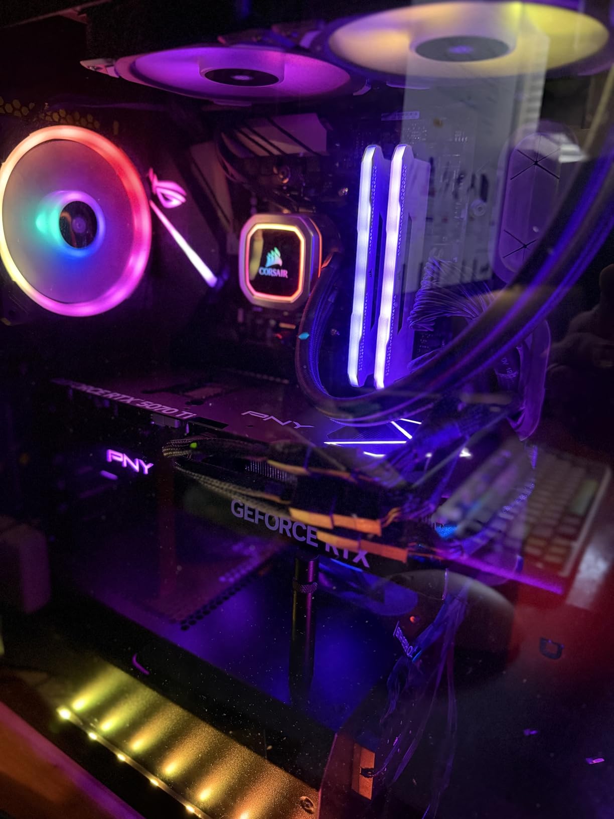 PNY NVIDIA GeForce RTX™ 5070 Ti Epic-X™ ARGB OC Triple Fan, Graphics Card (16GB GDDR7, 256-bit, Boost Speed: 2640 MHz, PCIe® 5.0, HDMI®/DP 2.1, 2.98-Slot, NVIDIA Blackwell Architecture, DLSS 4) Customer Review PNY NVIDIA GeForce RTX™ 5070 Ti Epic-X™ ARGB OC Triple Fan, Graphics Card (16GB GDDR7, 256-bit, Boost Speed: 2640 MHz, PCIe® 5.0, HDMI®/DP 2.1, 2.98-Slot, NVIDIA Blackwell Architecture, DLSS 4) - Customer Photo 1