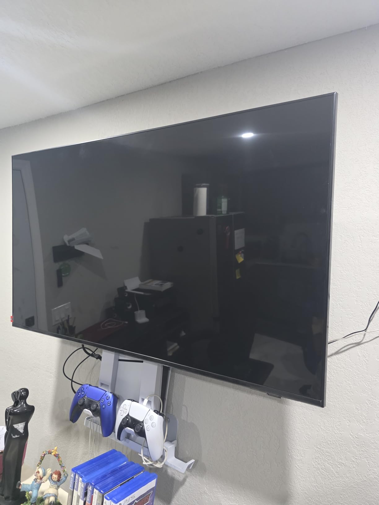 Samsung 65-Inch Class QLED Q7F Series Samsung Vision AI Smart TV (2025 Model, 65Q7F) Quantum HDR, Object Tracking Sound Lite, Q4 AI Gen1 Processor, 4K upscaling, Gaming Hub, Alexa Built-in - Customer Photo 1
