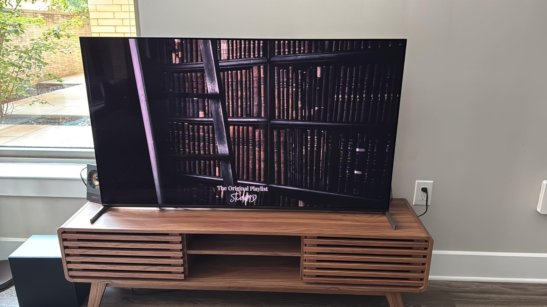 Sony BRAVIA 8 II 65 Inch TV, QD OLED, 4K Smart Google TV, XR Processor with AI Technology, Ultra Slim Design, 120hz Television, Dolby Vision/Atmos, Exclusive Features for PS5, K-65XR80M2, 2025 Model Customer Review Sony BRAVIA 8 II 65 Inch TV, QD OLED, 4K Smart Google TV, XR Processor with AI Technology, Ultra Slim Design, 120hz Television, Dolby Vision/Atmos, Exclusive Features for PS5, K-65XR80M2, 2025 Model - Customer Photo 1