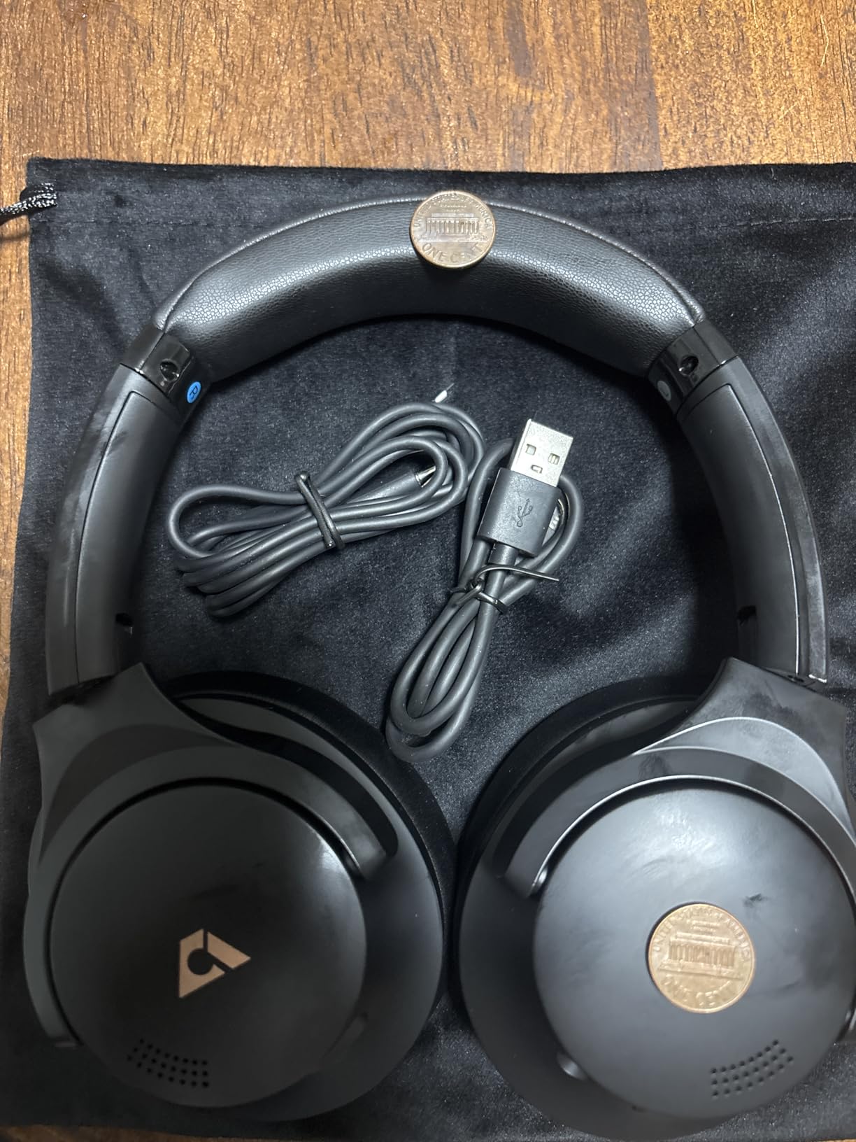 1Mii Y8+ Noise Cancelling Headphones Bluetooth, Wireless LDAC Hi-Res Audio, Custom EQ via App, 75H Playtime, Comfort Fit, Over Ear Headphones Foldable for Airplane Travel Home Office Black Customer Review 1Mii Y8+ Noise Cancelling Headphones Bluetooth, Wireless LDAC Hi-Res Audio, Custom EQ via App, 75H Playtime, Comfort Fit, Over Ear Headphones Foldable for Airplane Travel Home Office Black - Customer Photo 2