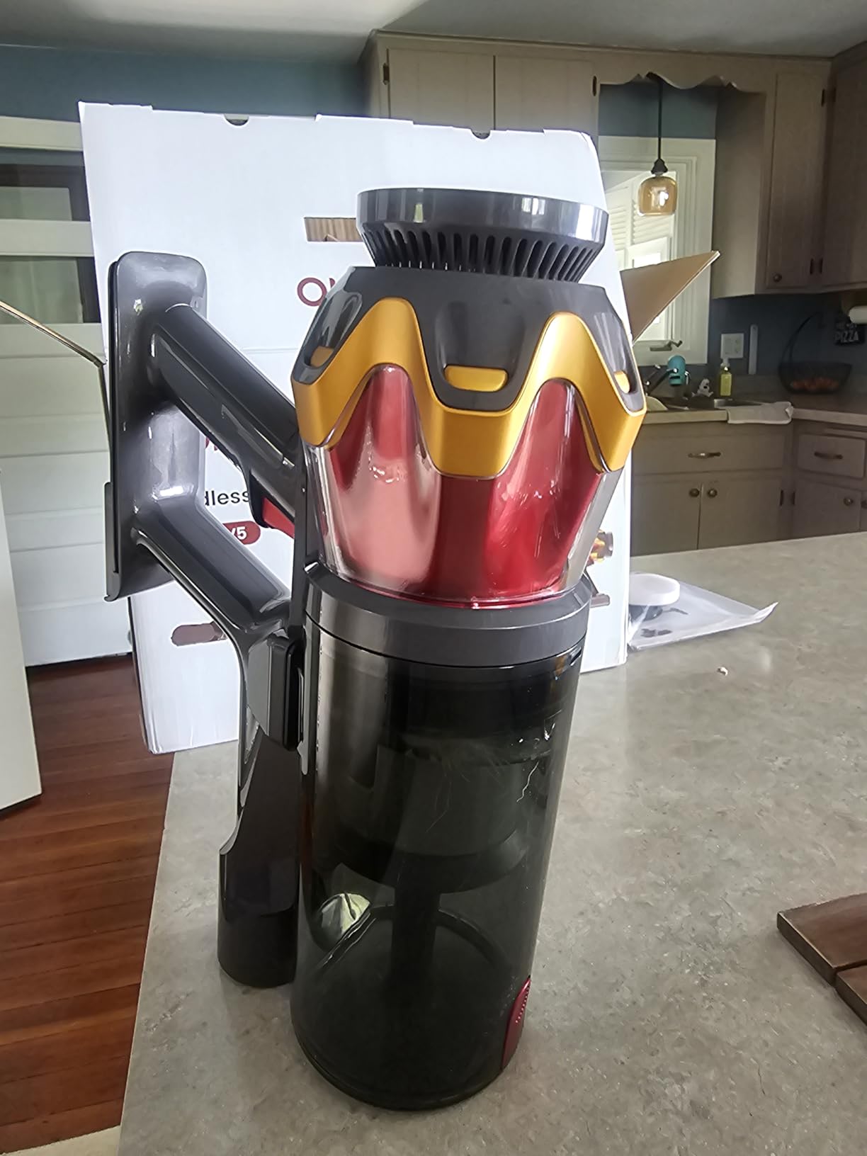 Cordless Vacuum Cleaner, 650W 55KPa 70Mins Vacuum Cleaners for Home, Self-Standing Stick Vacuum with Anti-Tangle Brush & OLED Touch Screen, Vacuum Cleaner for Hardwood Floors,Carpet,Pet Hair,Car (Red) customer photo 1