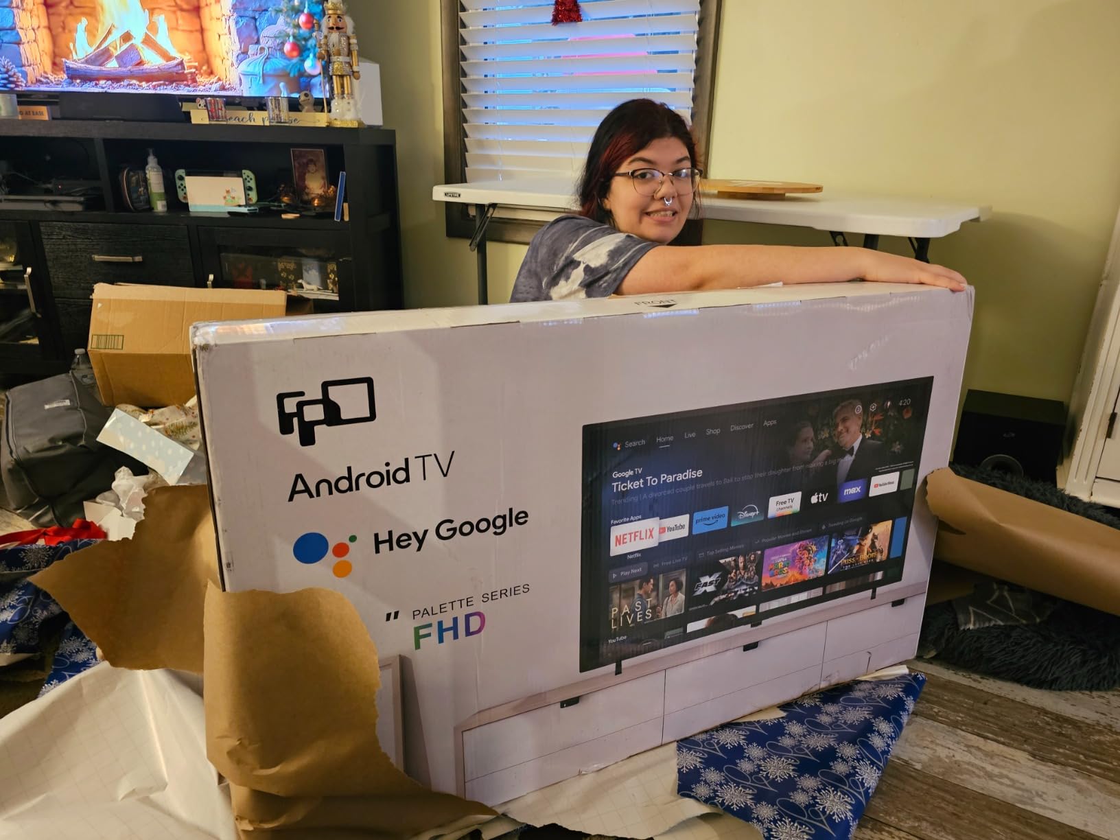 FPD 43 Inch Smart TV 1080P Full HD Powered by Tizen OS Compatible with Dolby Audio, HDR 10, HDMI, WiFi, Bluetooth, Flat Screen Television (AT43-P1, 2025) - Customer Photo 2