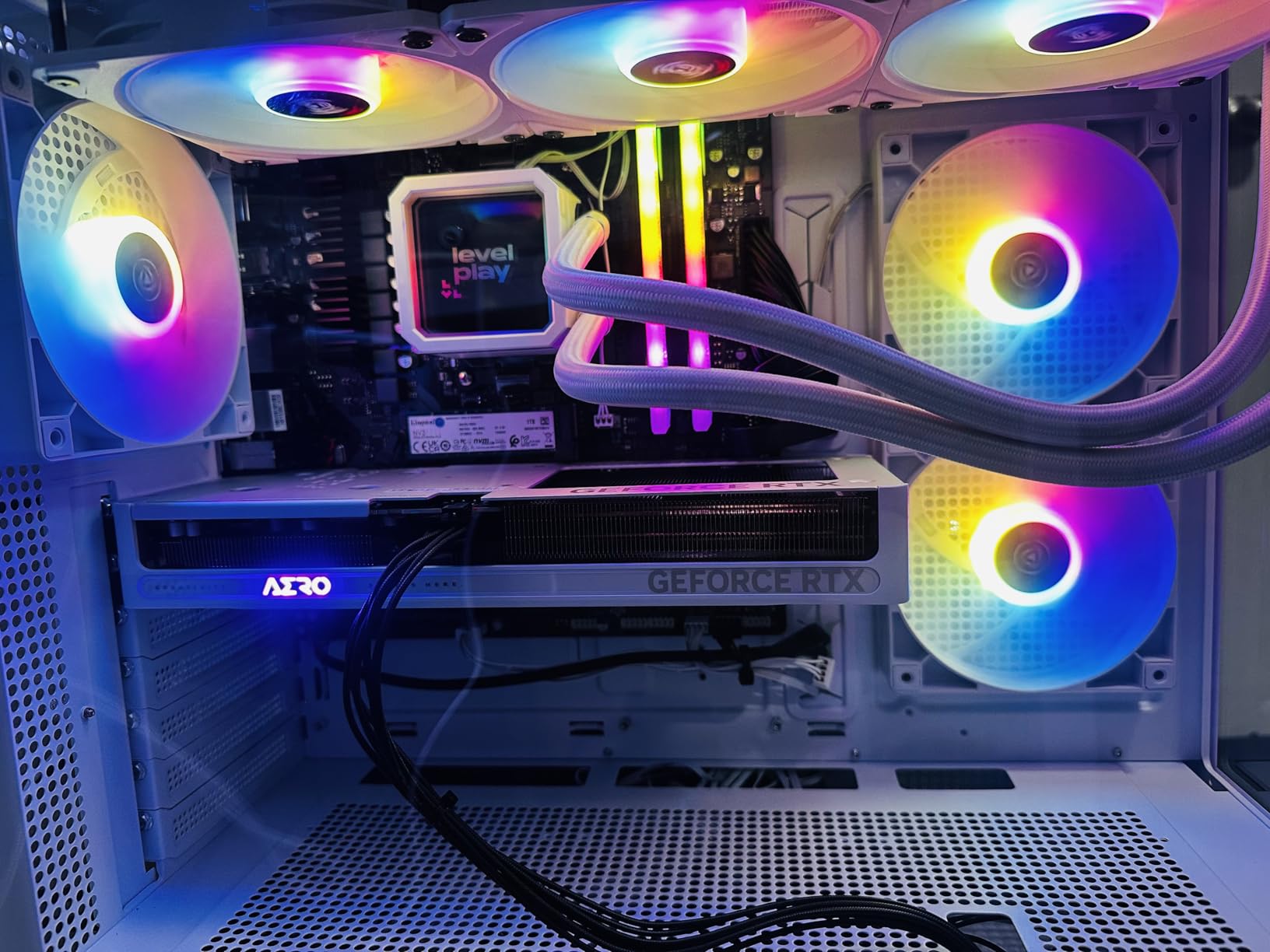 GIGABYTE GeForce RTX 5060 Ti AERO OC 16G Graphics Card - Customer Photo 2