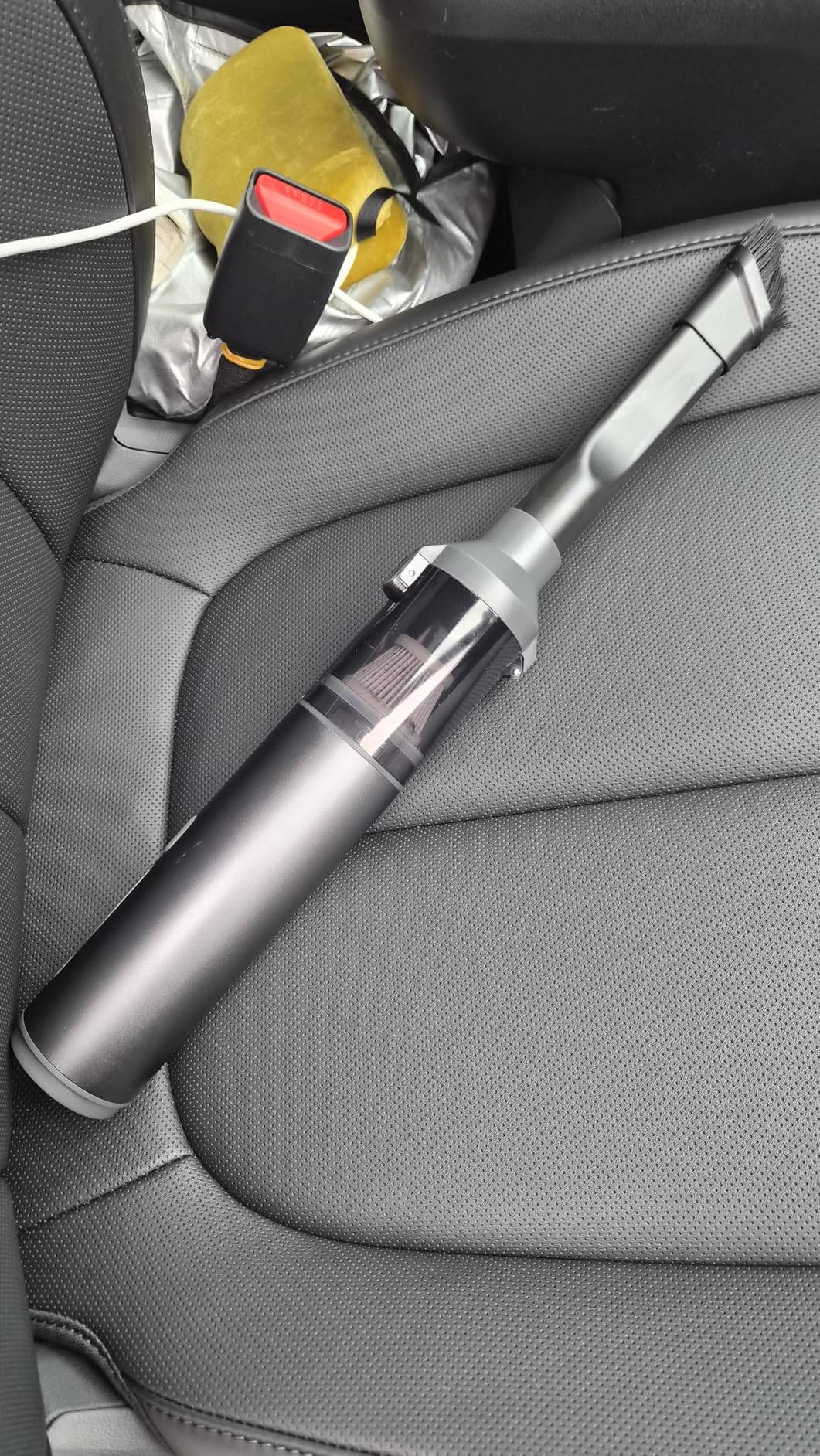 Car Vacuum Portable Cordless Handheld Vacuum Cleaner 4-in-1 Mini Cordless Vacuum with 2 Suction Modes and 16800pa Suction Power Blowing & Inflating 2 Modes Handheld Vacuum for Car, Desk, Keyboards customer photo 1